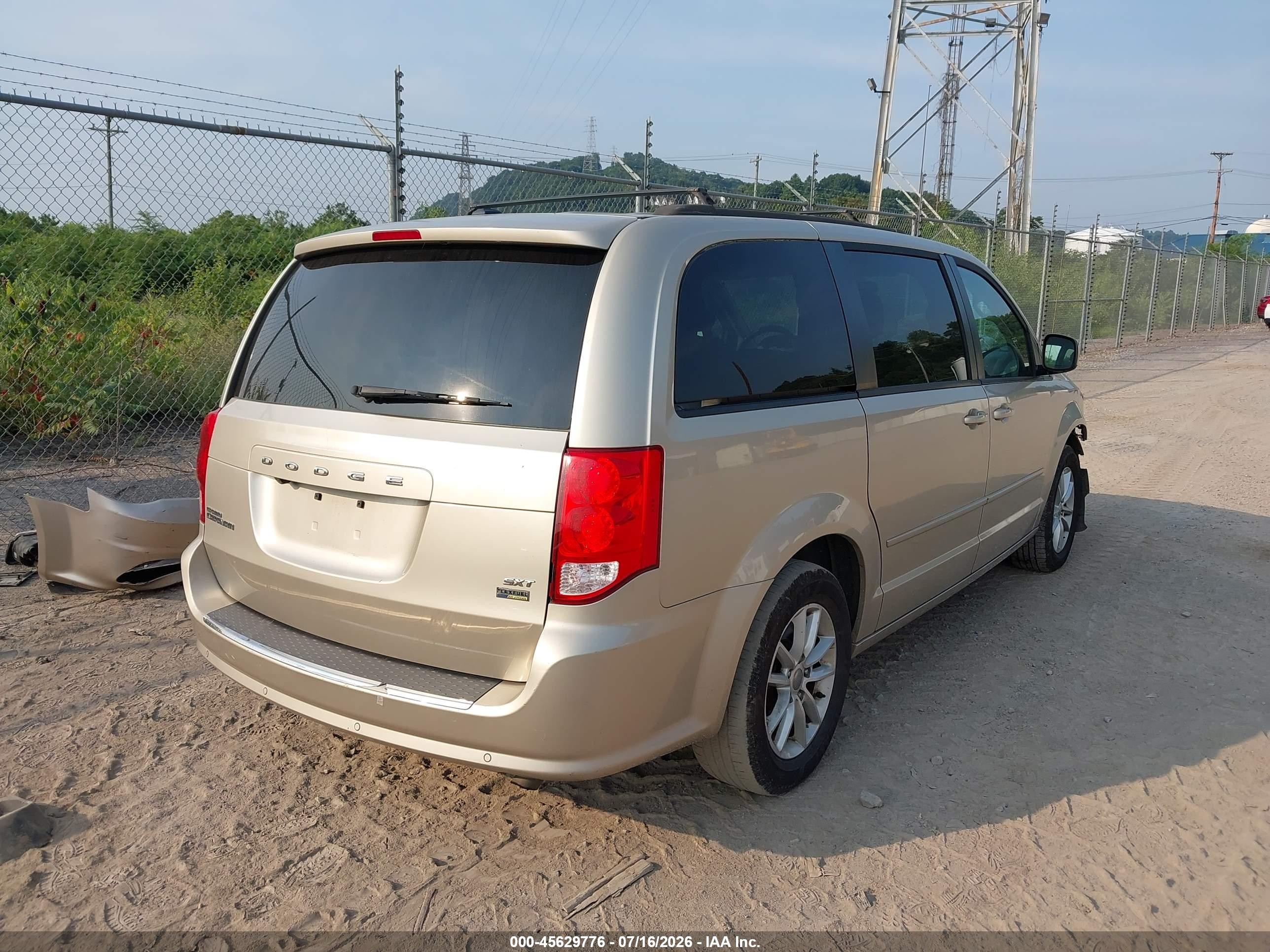 2015 Dodge Grand Caravan Sxt Beige vin: 2C4RDGCG0FR555509
