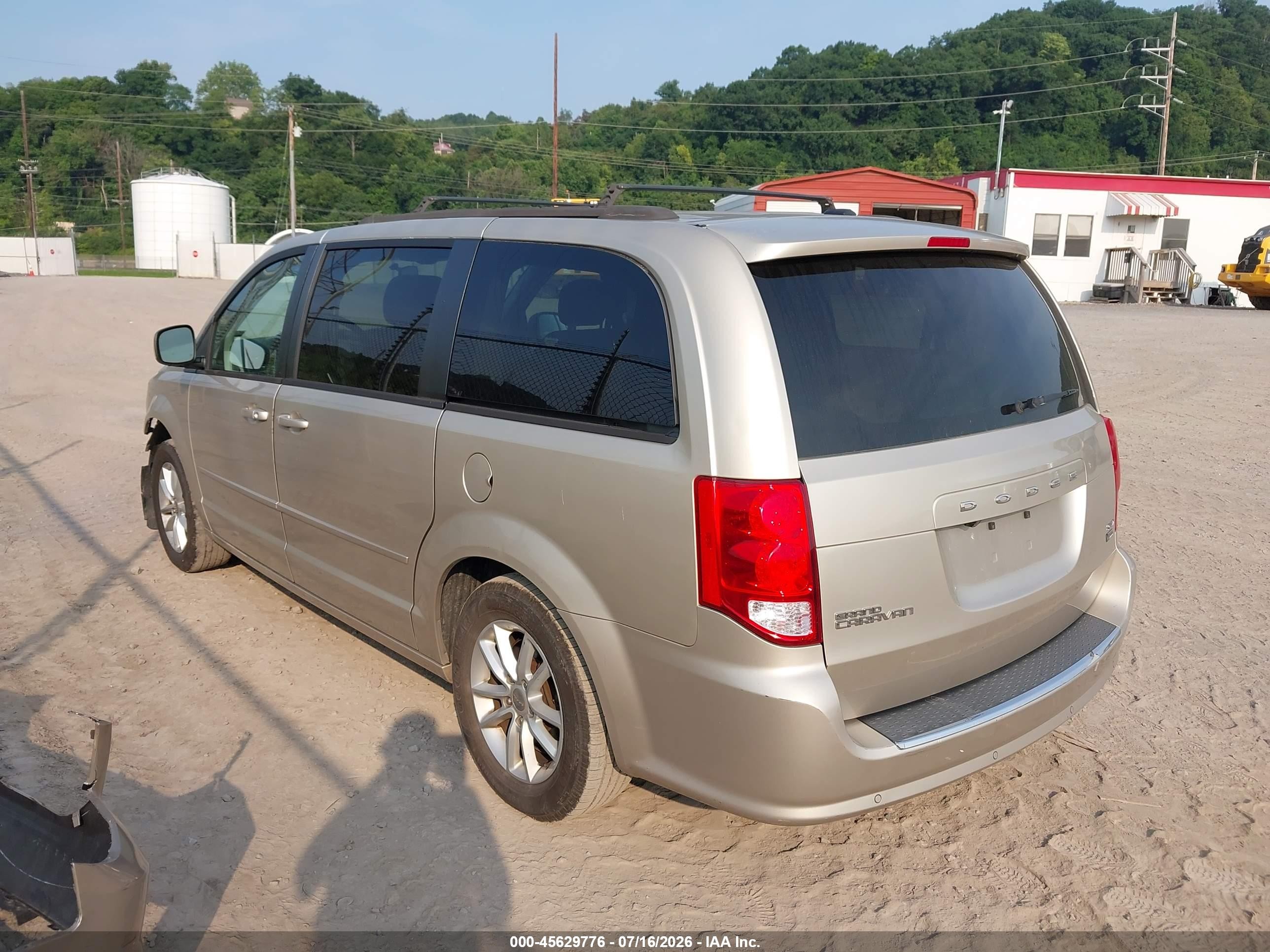 2015 Dodge Grand Caravan Sxt Beige vin: 2C4RDGCG0FR555509