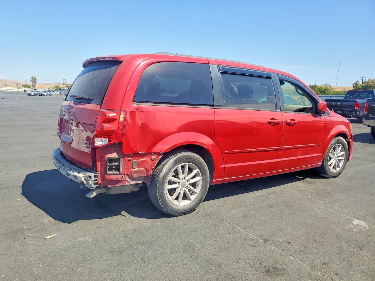 2015 Dodge Grand Caravan Sxt Red vin: 2C4RDGCG0FR603848