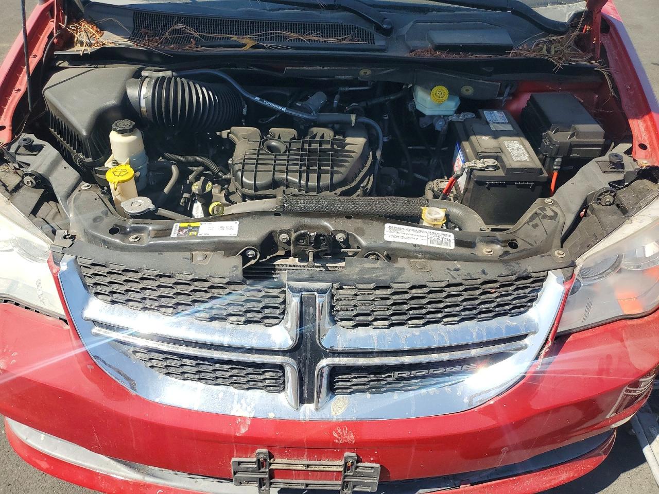 2015 Dodge Grand Caravan Sxt Red vin: 2C4RDGCG0FR603848