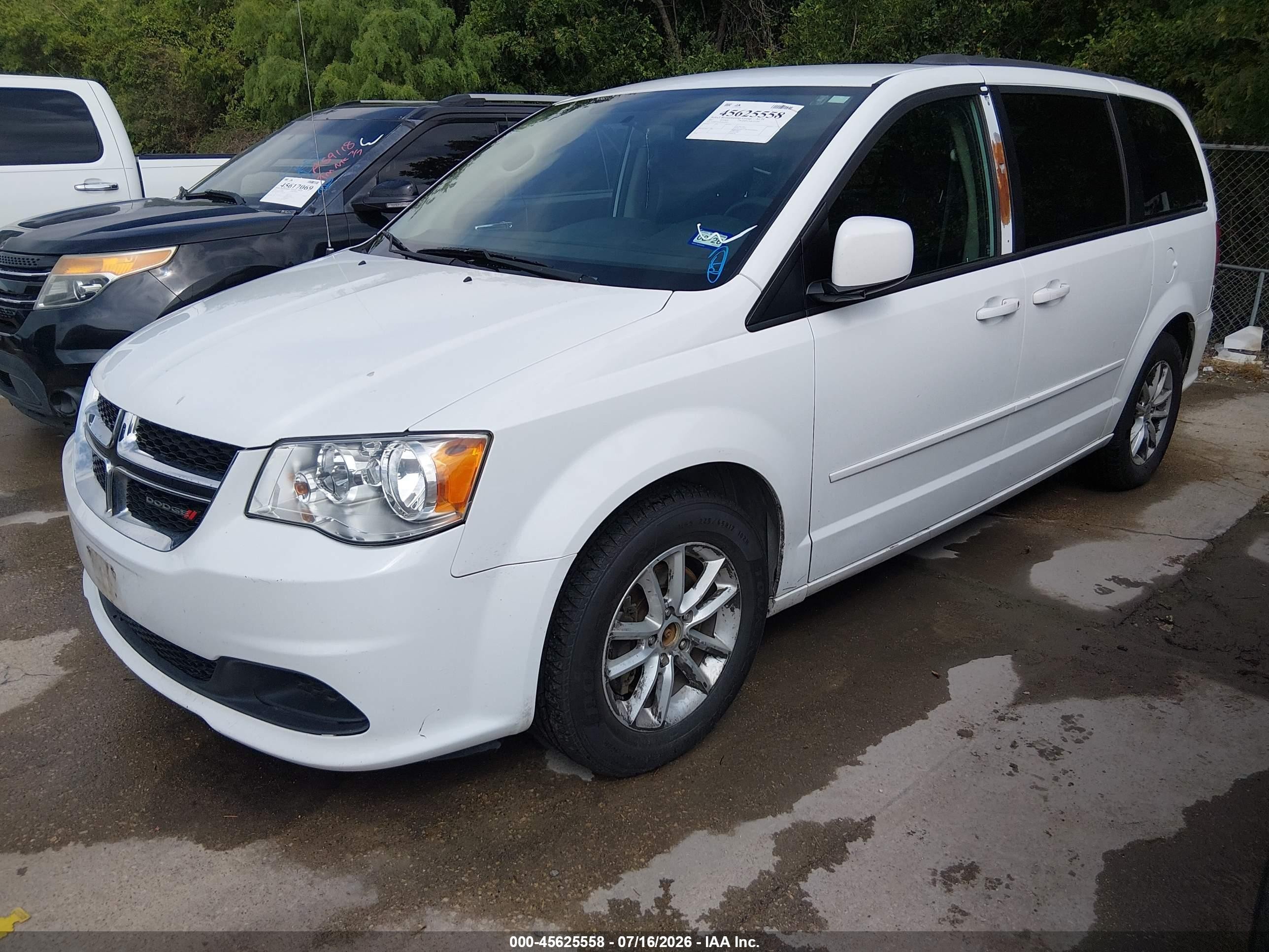 2015 Dodge Grand Caravan Sxt White vin: 2C4RDGCG0FR632427
