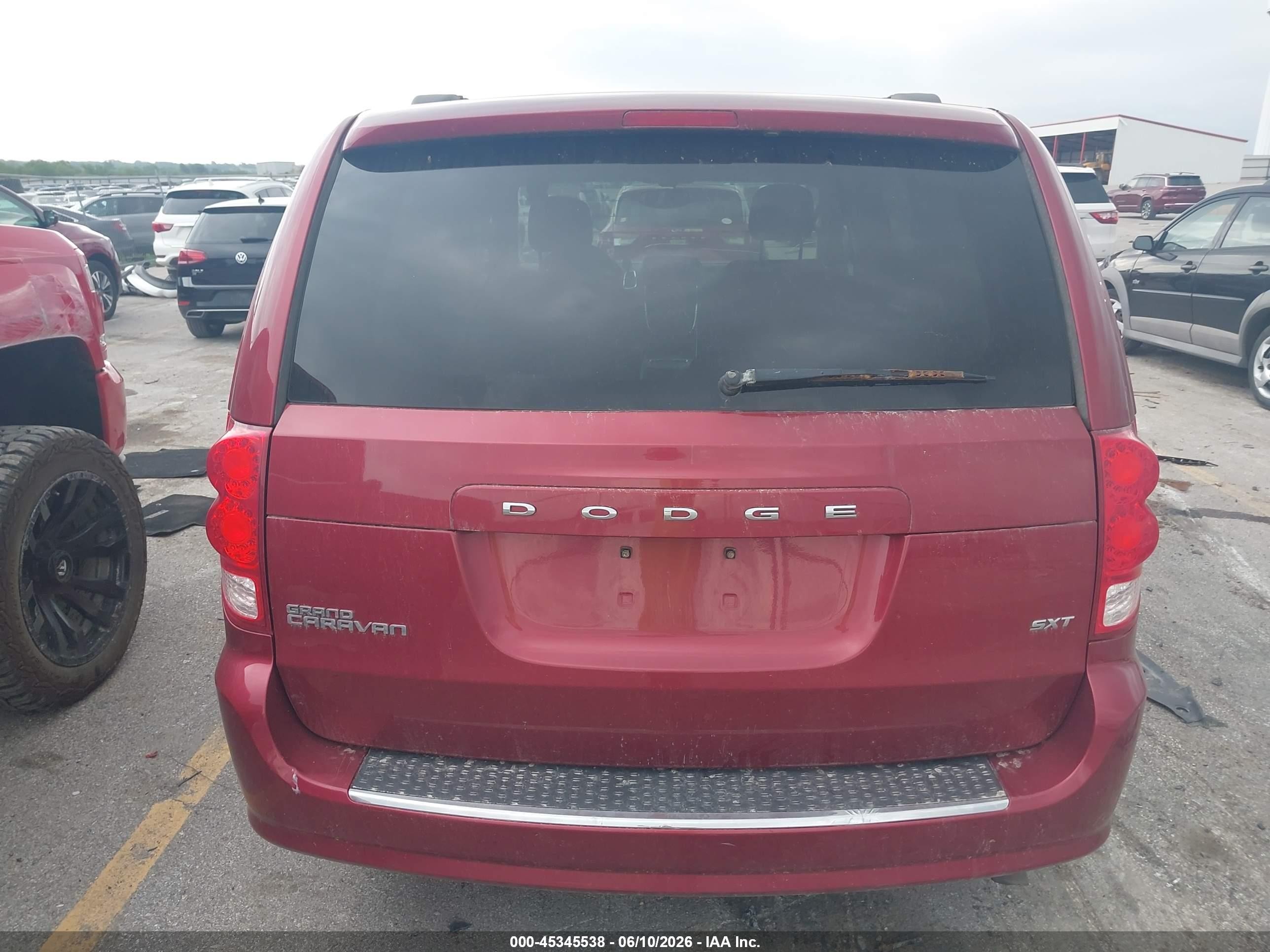 2015 Dodge Grand Caravan Sxt Red vin: 2C4RDGCG0FR667775