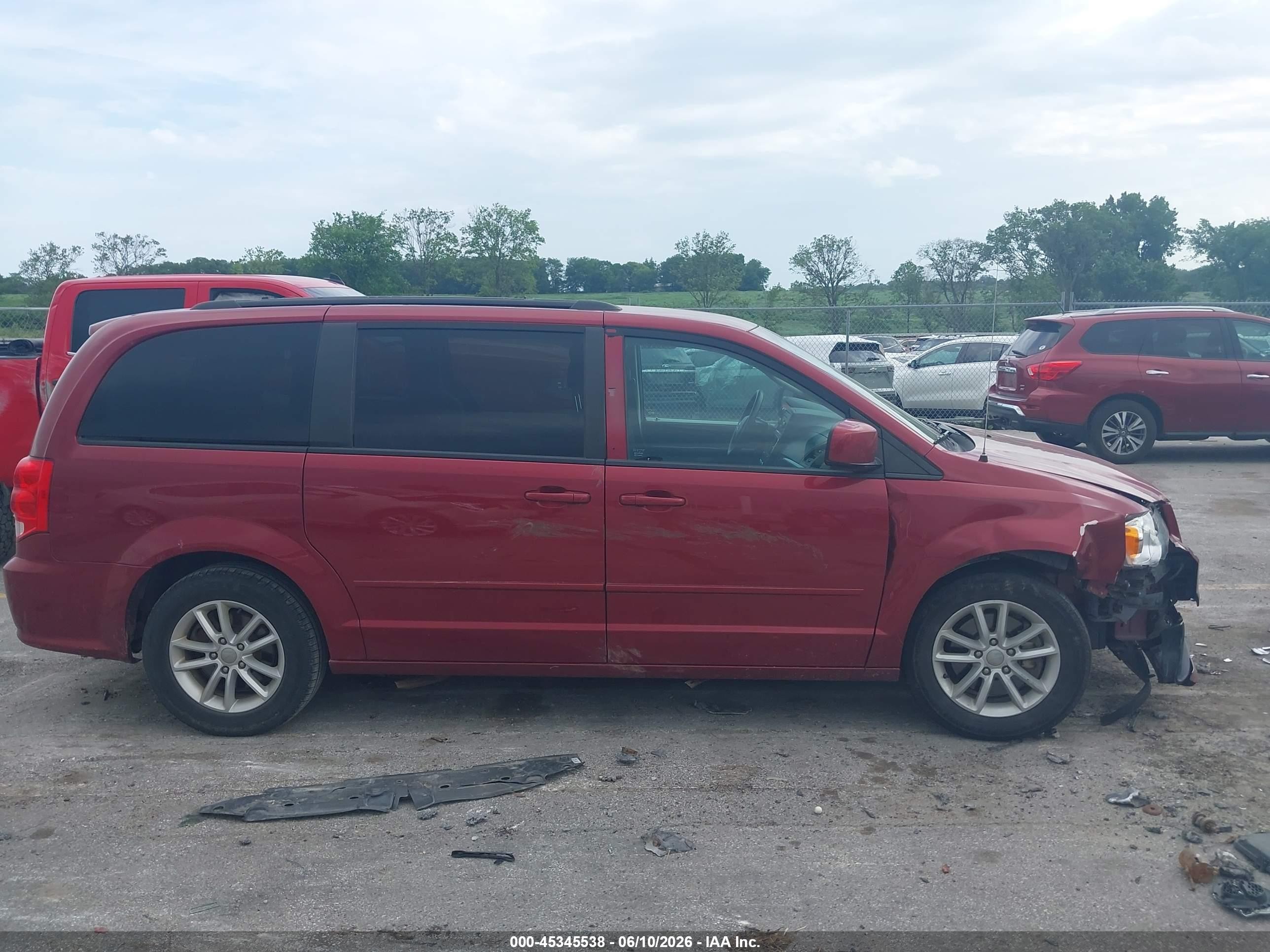 2015 Dodge Grand Caravan Sxt Red vin: 2C4RDGCG0FR667775