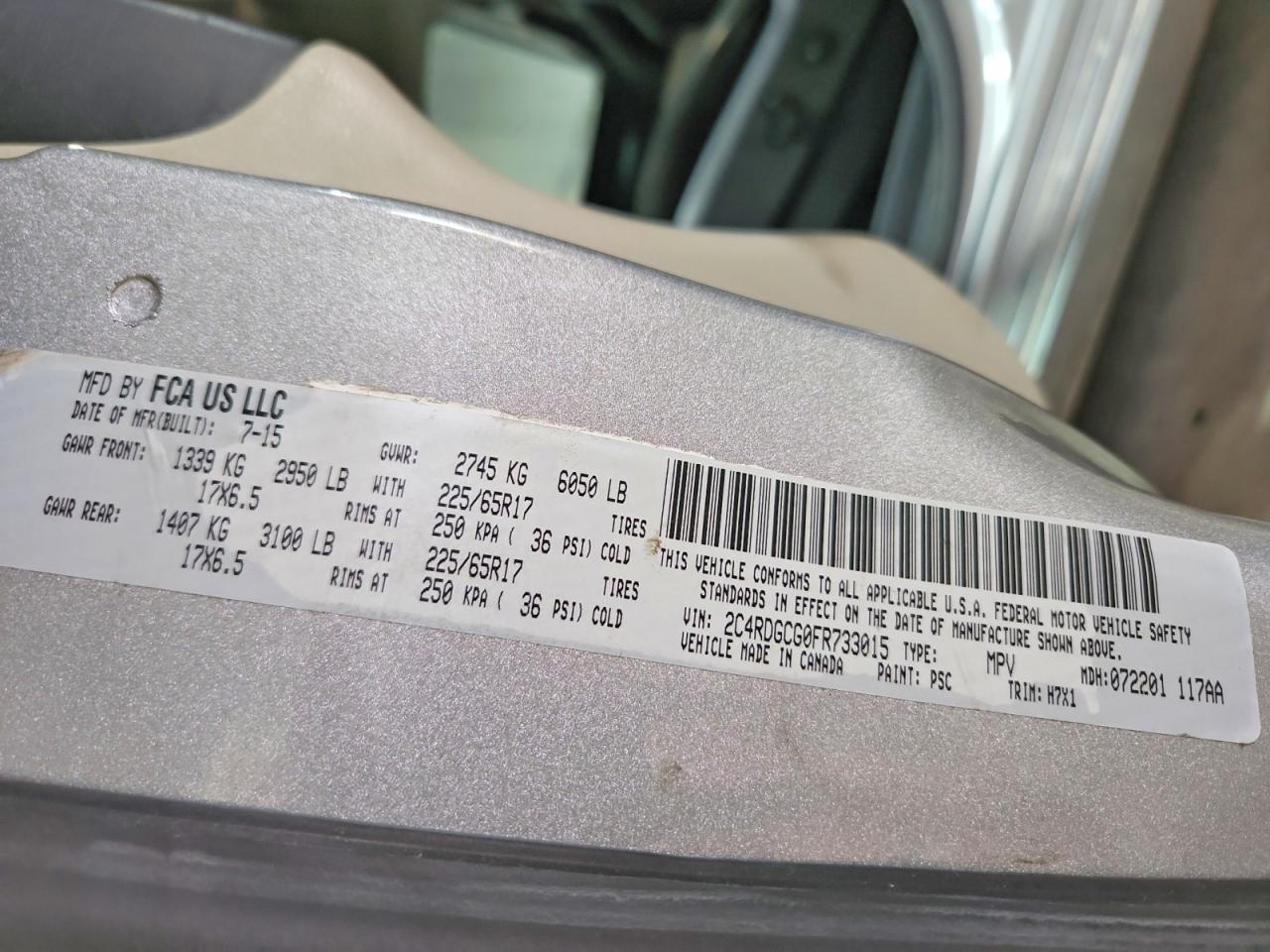 2015 Dodge Grand Caravan Sxt Silver vin: 2C4RDGCG0FR733015