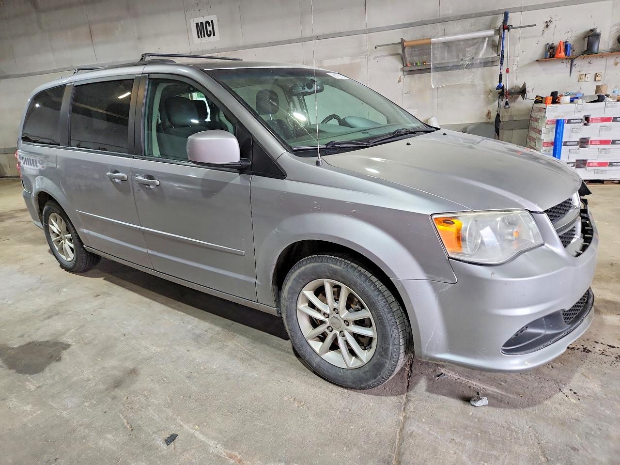 2015 Dodge Grand Caravan Sxt Silver vin: 2C4RDGCG0FR733015
