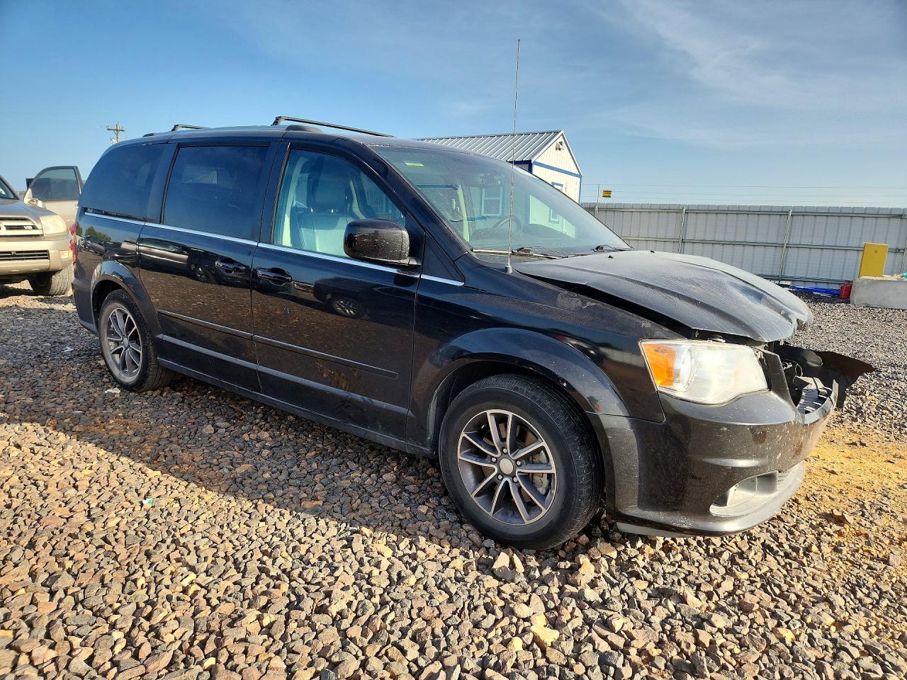 2017 Dodge Grand Caravan Sxt Black vin: 2C4RDGCG0HR774442