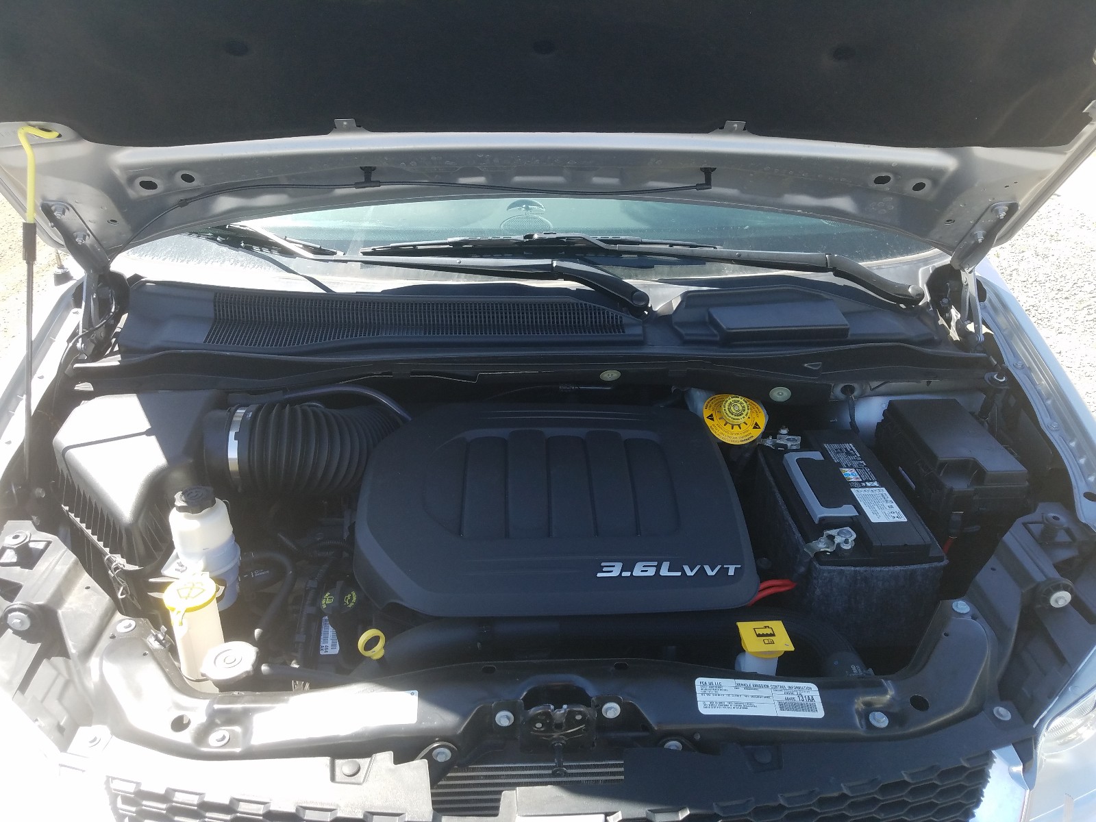 2018 Dodge Grand Caravan Sxt Gray vin: 2C4RDGCG0JR302232