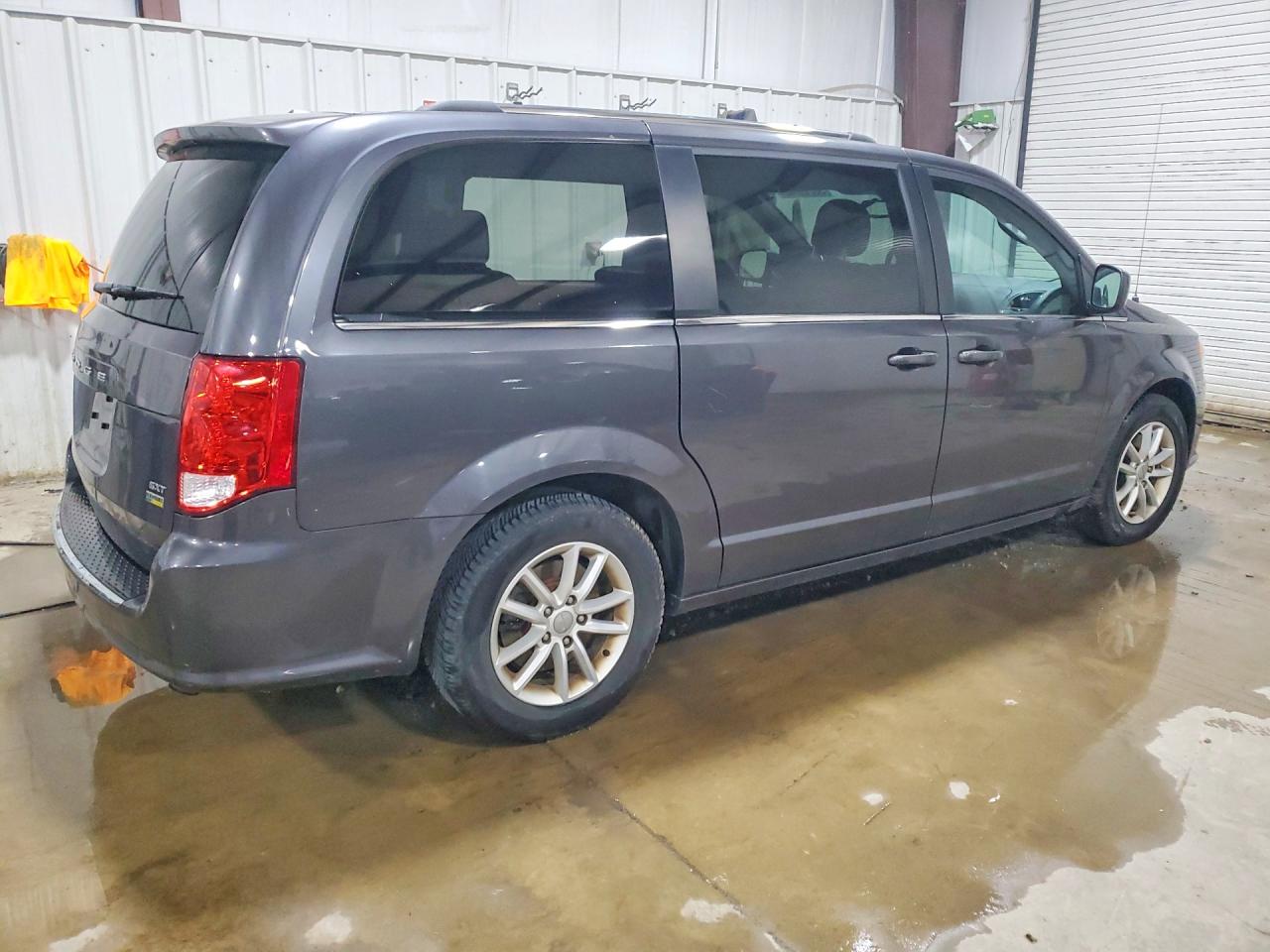 2018 Dodge Grand Caravan Sxt Charcoal vin: 2C4RDGCG0JR343430