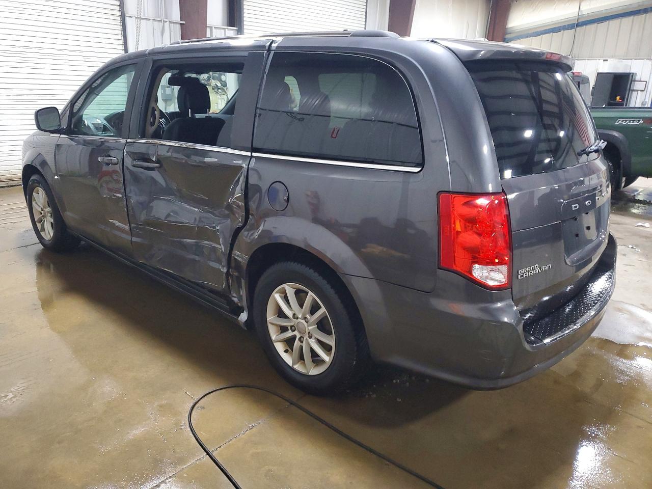 2018 Dodge Grand Caravan Sxt Charcoal vin: 2C4RDGCG0JR343430