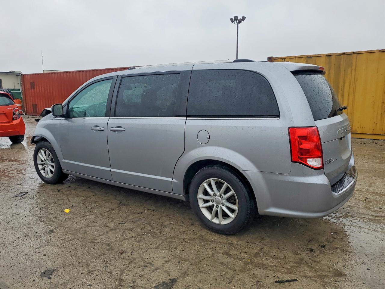 2019 Dodge Grand Caravan Sxt Silver vin: 2C4RDGCG0KR545945