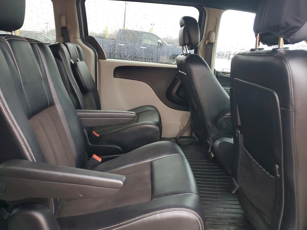 2019 Dodge Grand Caravan Sxt Silver vin: 2C4RDGCG0KR545945