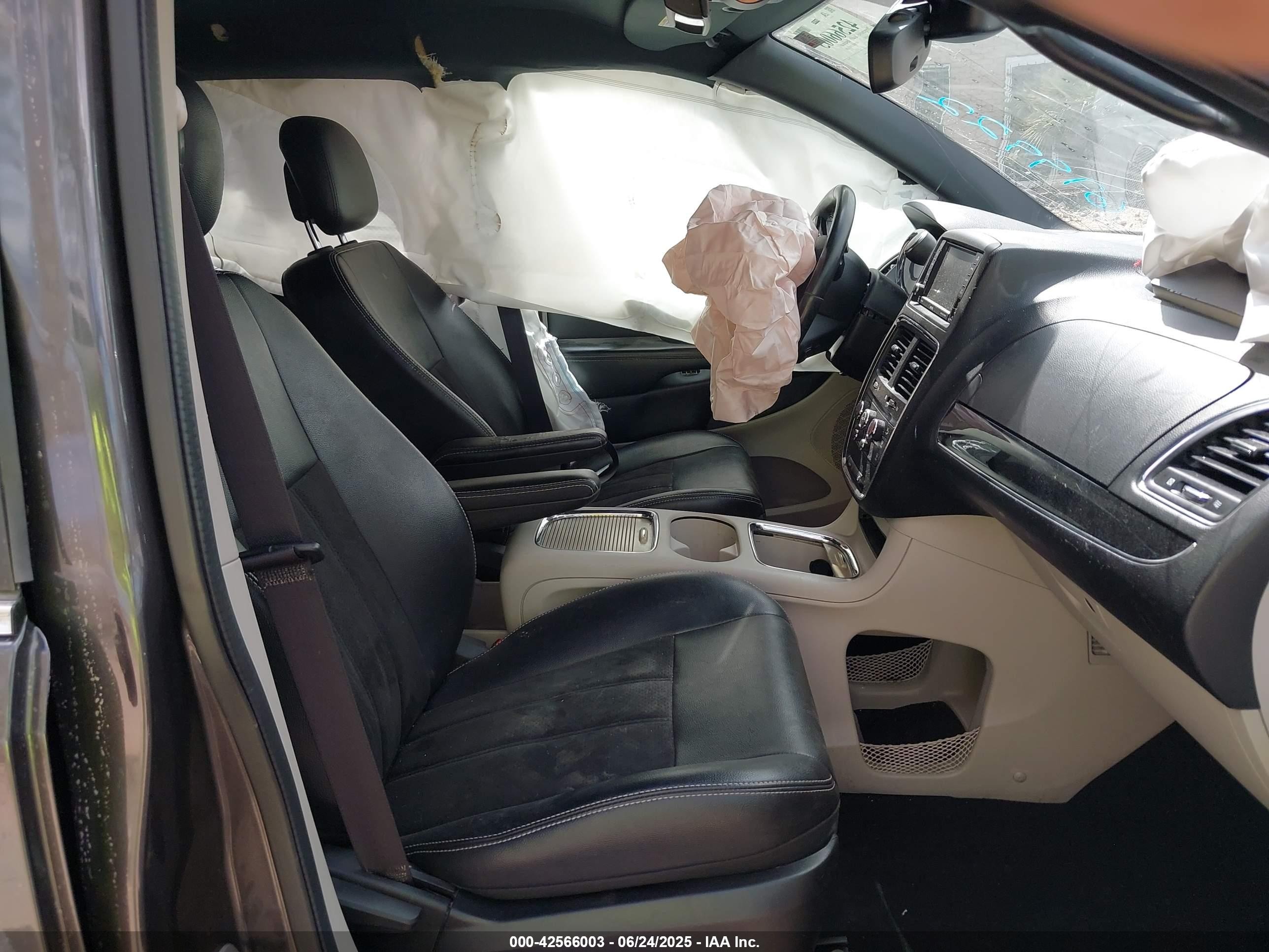 2019 Dodge Grand Caravan Sxt Gray vin: 2C4RDGCG0KR679922