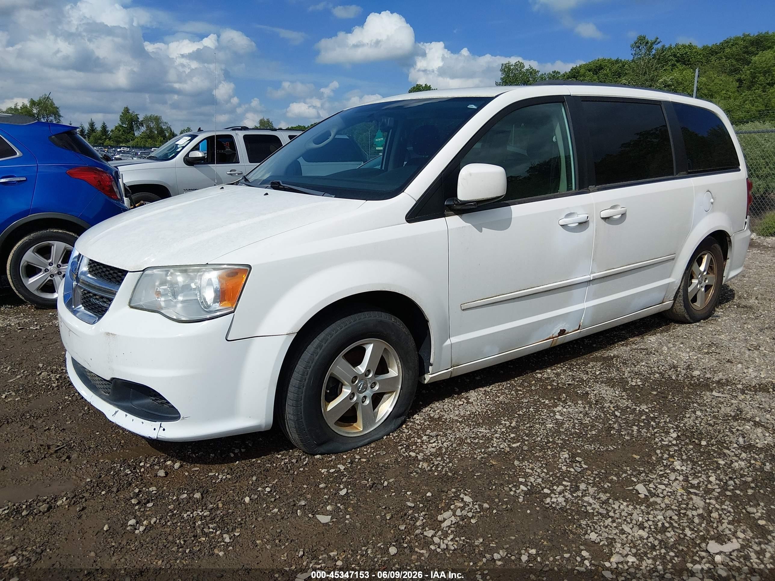 2012 Dodge Grand Caravan Sxt Белый vin: 2C4RDGCG1CR114905