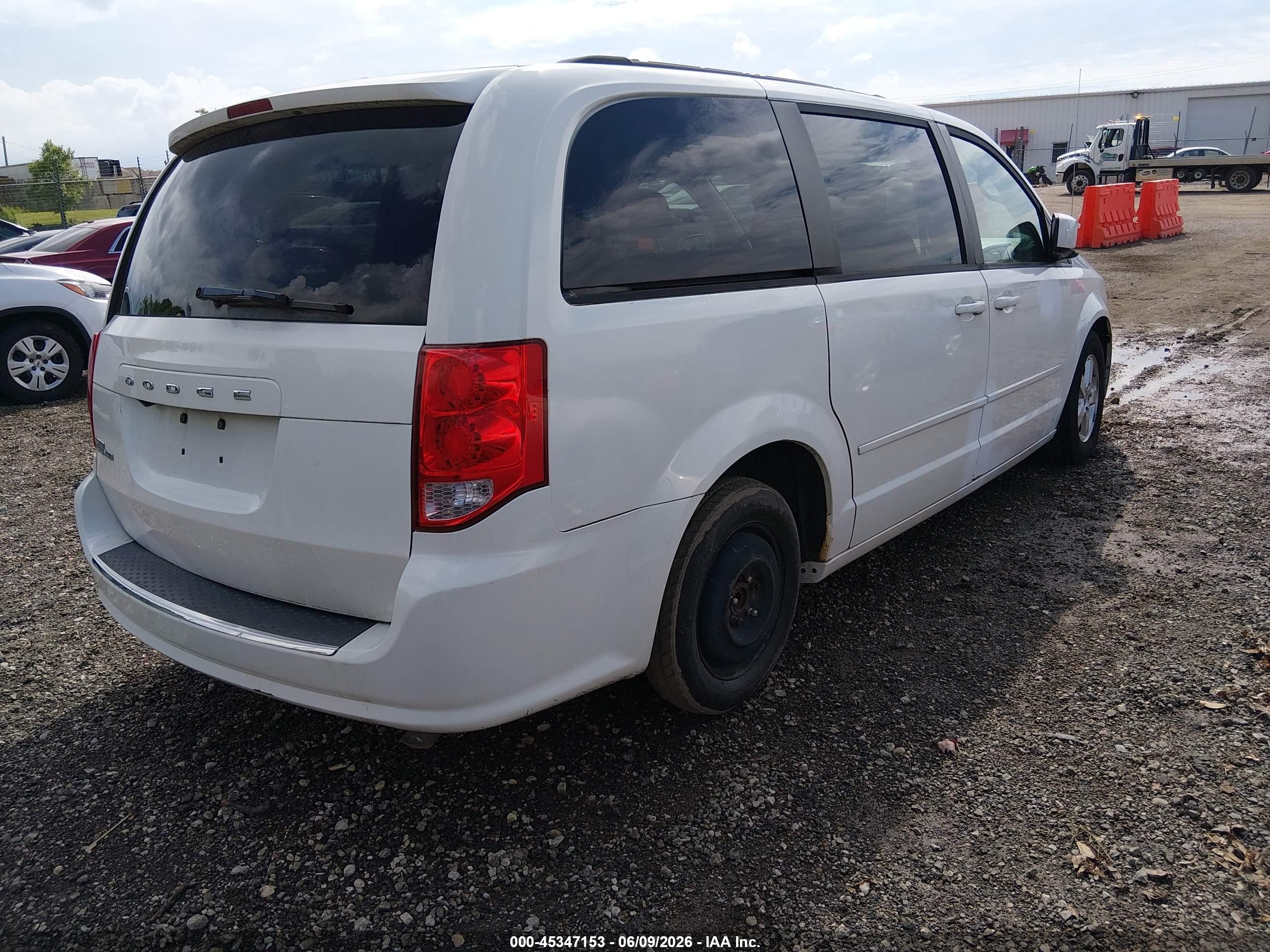 2012 Dodge Grand Caravan Sxt Белый vin: 2C4RDGCG1CR114905