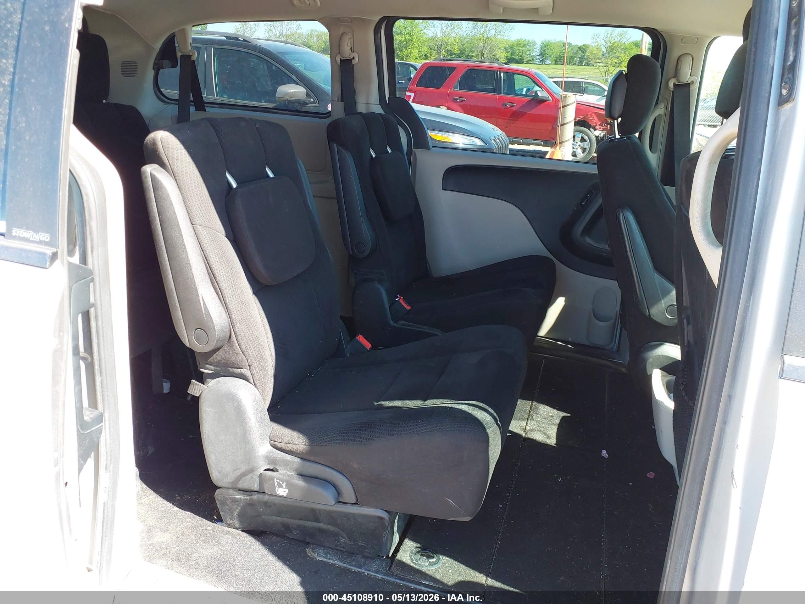 2012 Dodge Grand Caravan Sxt Silver vin: 2C4RDGCG1CR125709