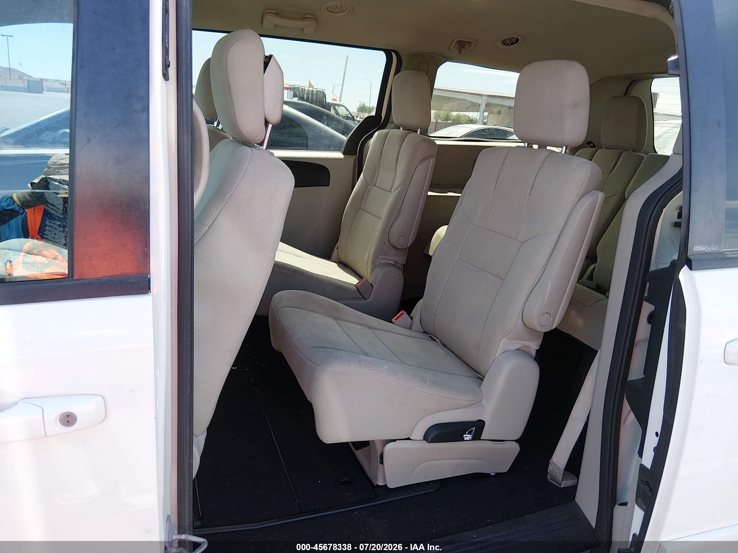 2012 Dodge Grand Caravan Sxt White vin: 2C4RDGCG1CR179849