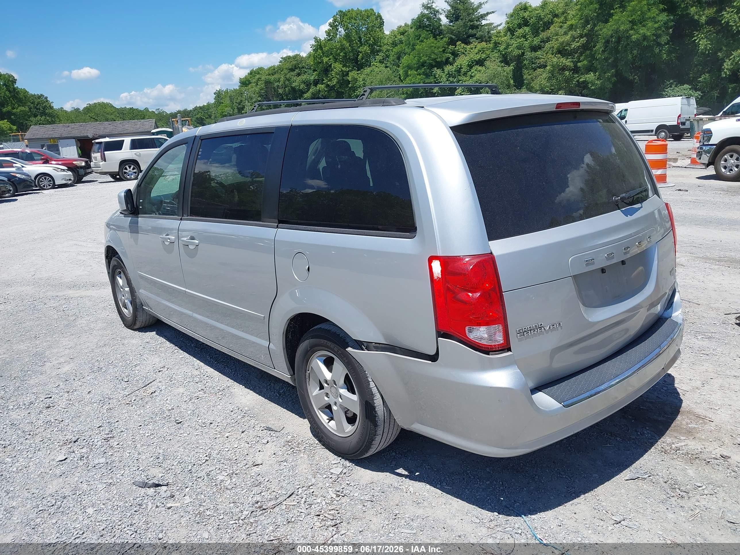 2012 Dodge Grand Caravan Sxt Silver vin: 2C4RDGCG1CR329488
