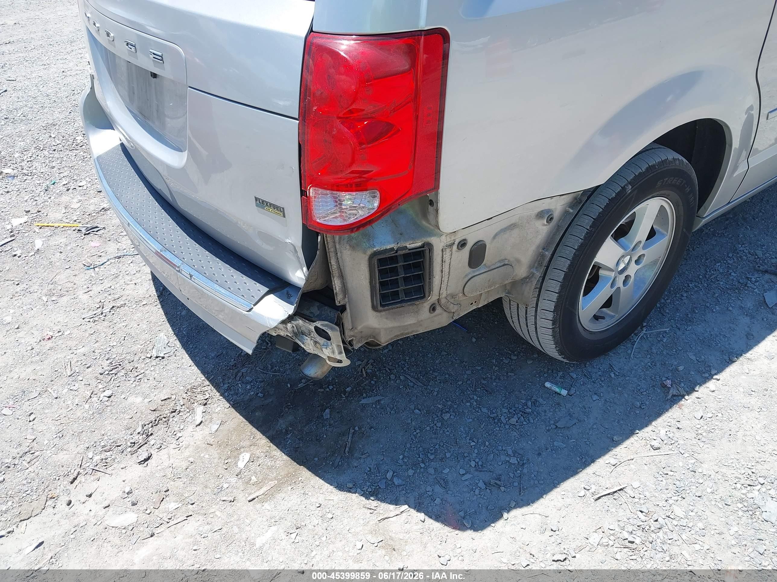 2012 Dodge Grand Caravan Sxt Silver vin: 2C4RDGCG1CR329488