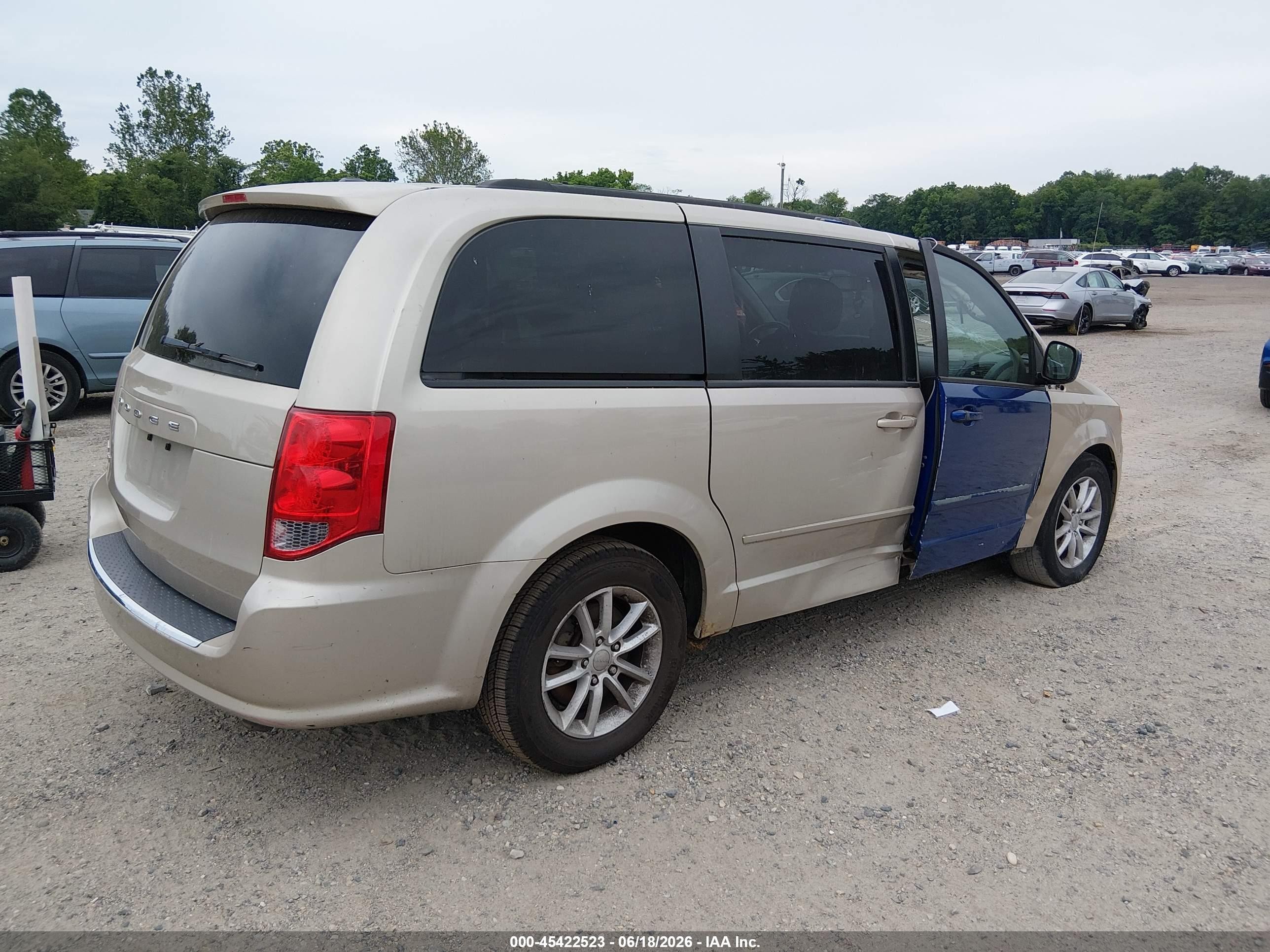 2013 Dodge Grand Caravan Sxt Beige vin: 2C4RDGCG1DR538067