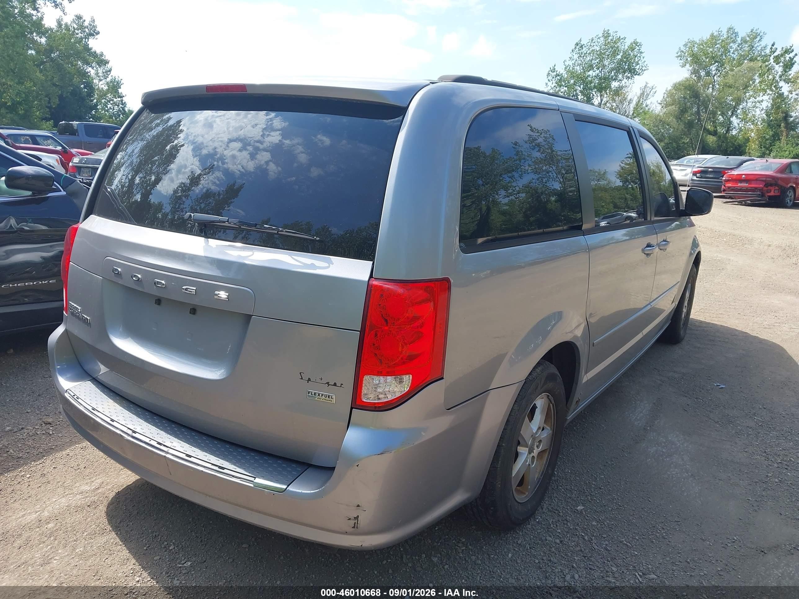 2013 Dodge Grand Caravan Sxt Gray vin: 2C4RDGCG1DR654191