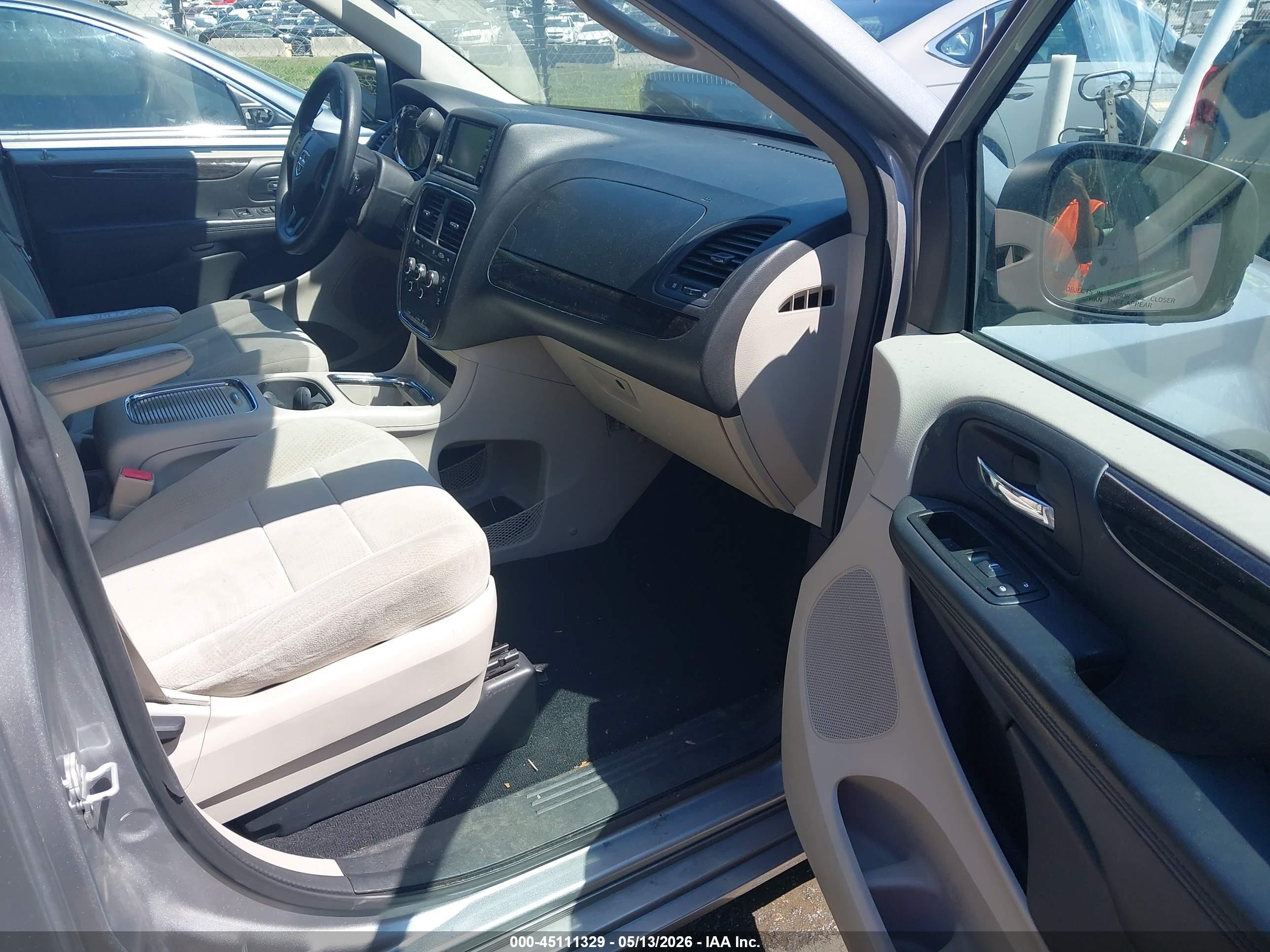 2013 Dodge Grand Caravan Sxt Silver vin: 2C4RDGCG1DR676112