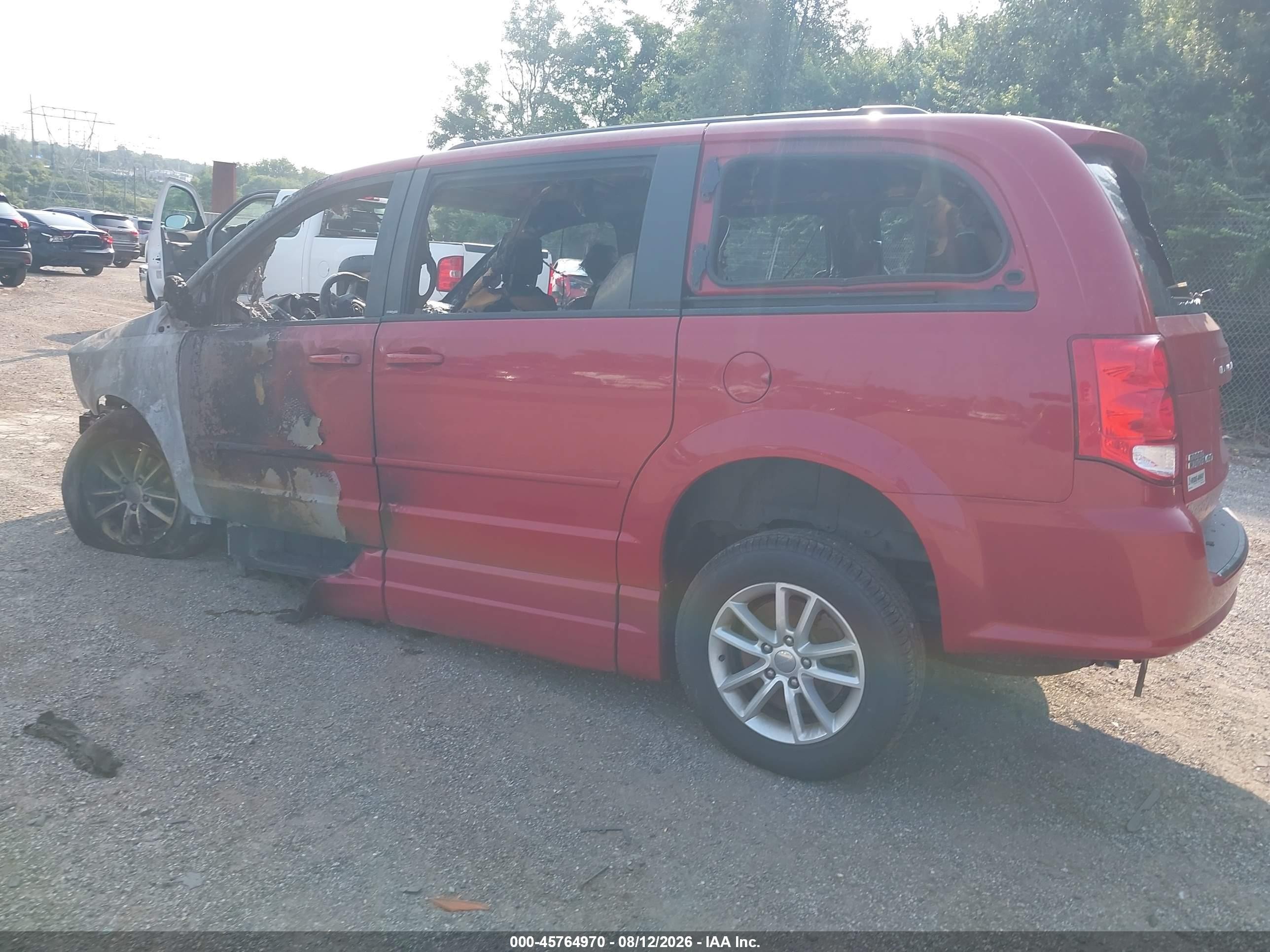 2013 Dodge Grand Caravan Sxt Red vin: 2C4RDGCG1DR685747