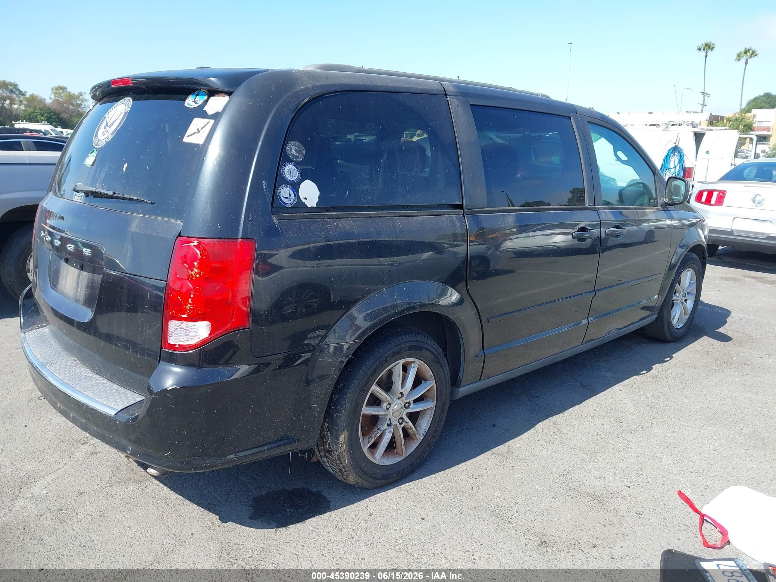 2013 Dodge Grand Caravan Sxt Black vin: 2C4RDGCG1DR685943