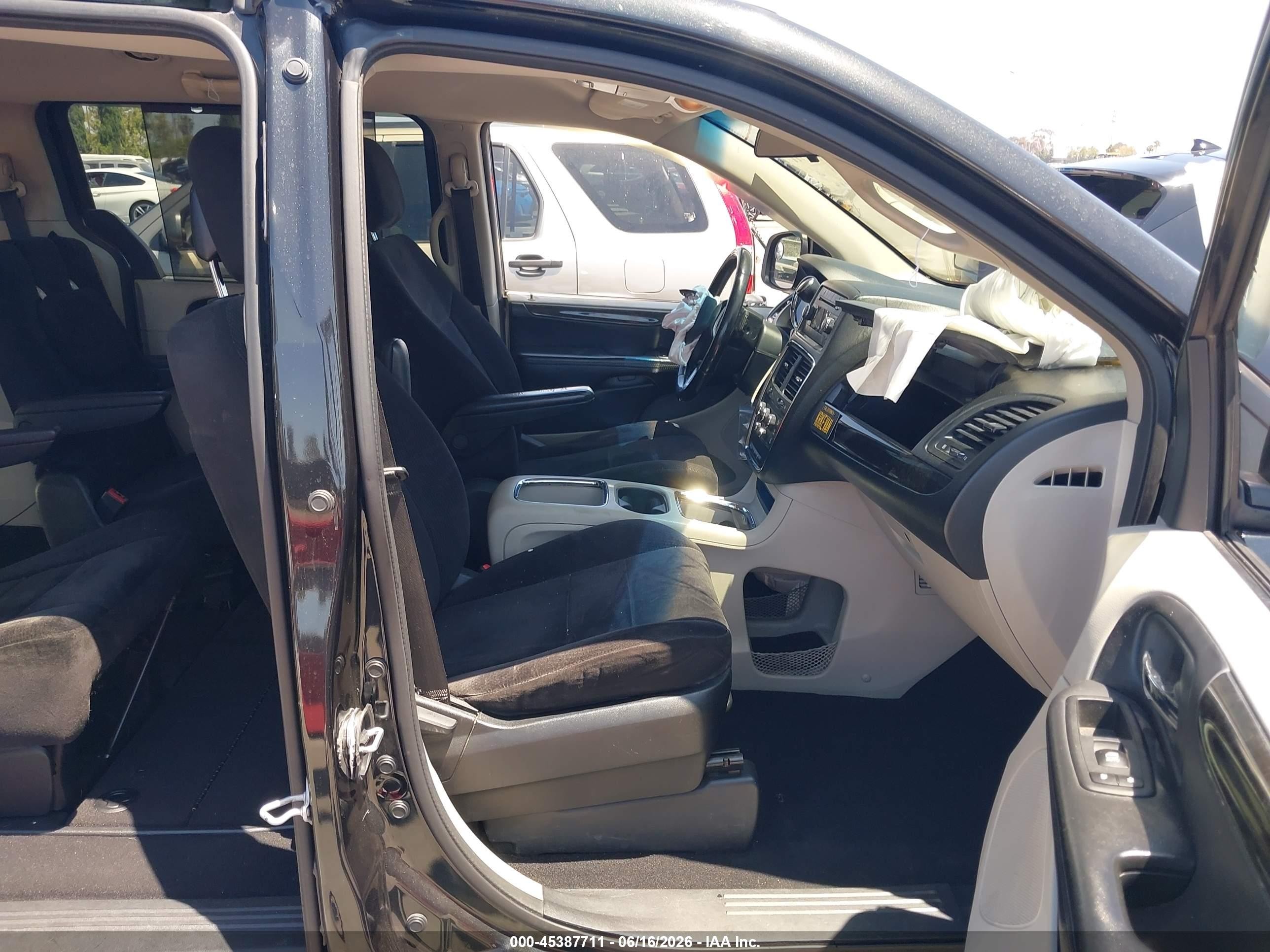 2013 Dodge Grand Caravan Sxt Black vin: 2C4RDGCG1DR820371