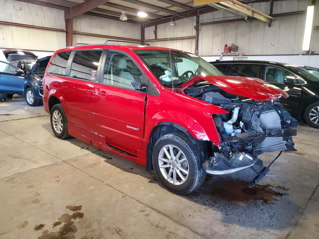 2014 Dodge Grand Caravan Sxt Red vin: 2C4RDGCG1ER120500