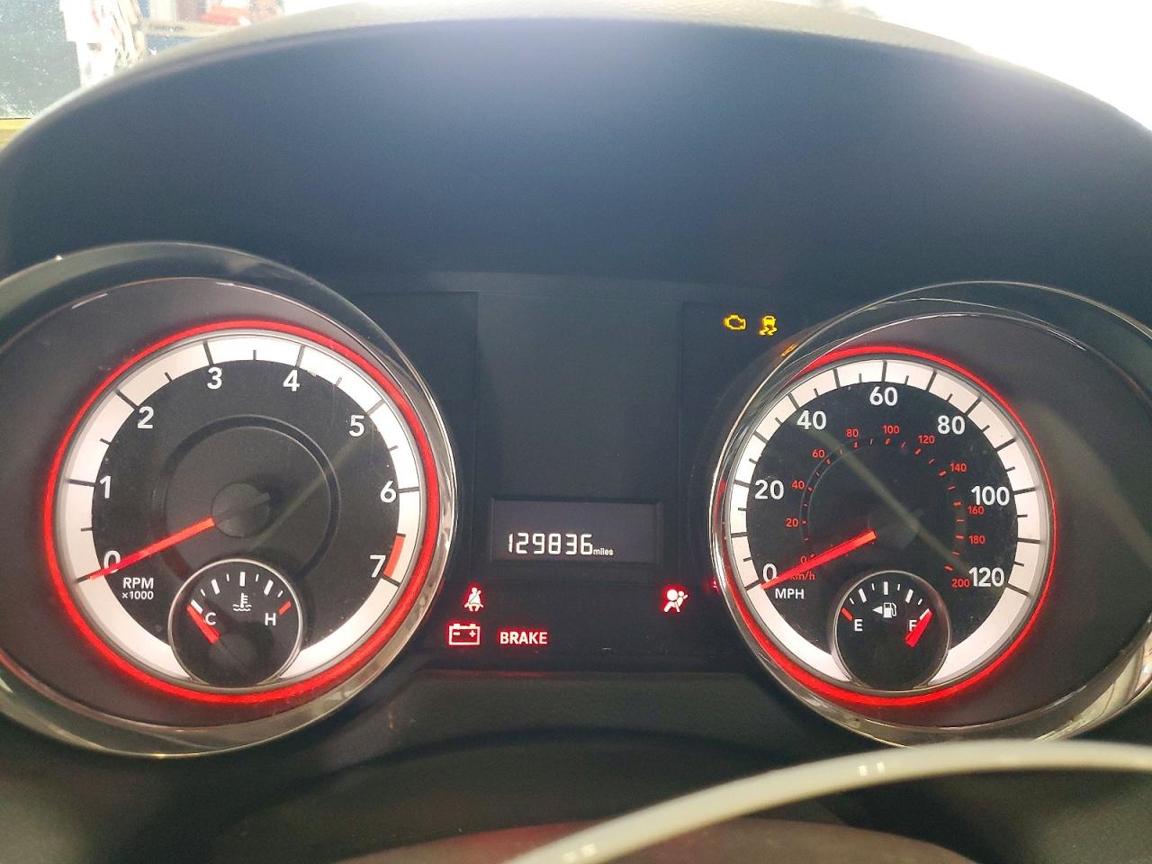 2014 Dodge Grand Caravan Sxt Red vin: 2C4RDGCG1ER264029