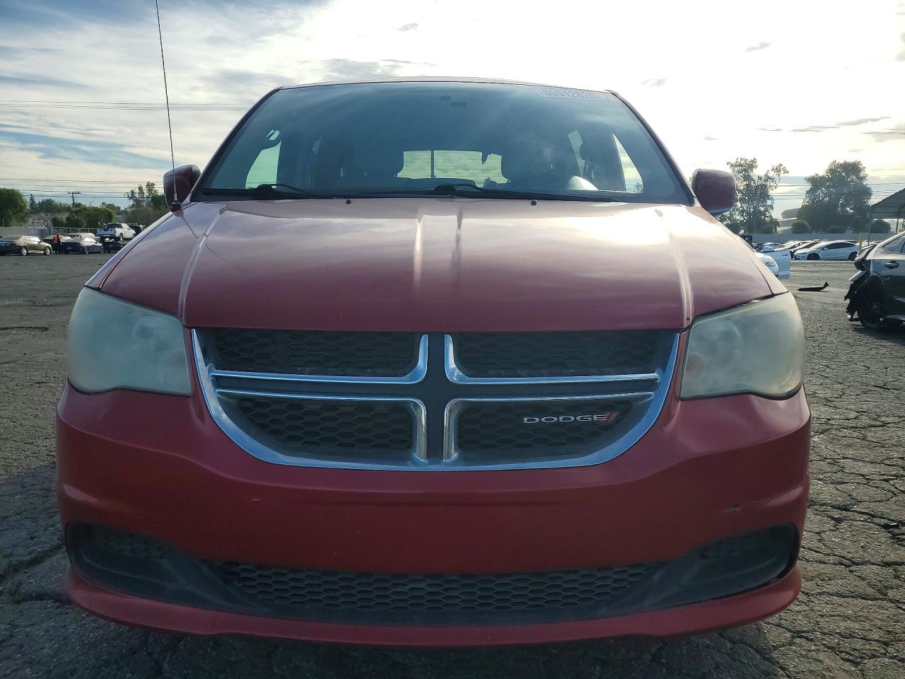 2014 Dodge Grand Caravan Sxt Burgundy vin: 2C4RDGCG1ER267075
