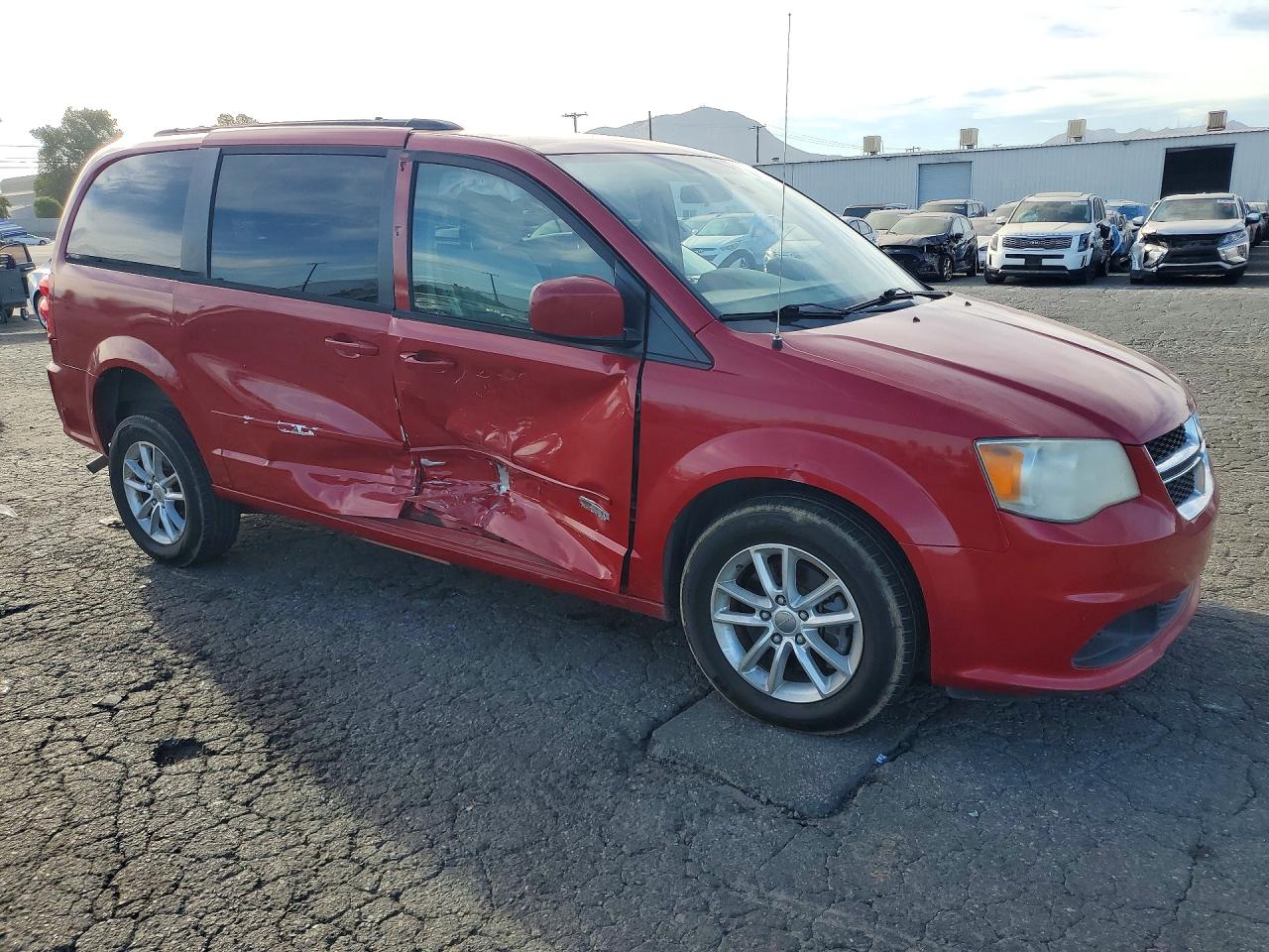 2014 Dodge Grand Caravan Sxt Burgundy vin: 2C4RDGCG1ER267075