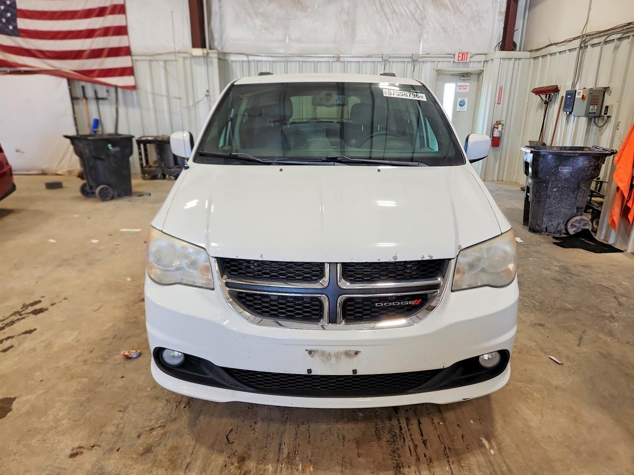 2014 Dodge Grand Caravan Sxt White vin: 2C4RDGCG1ER275483