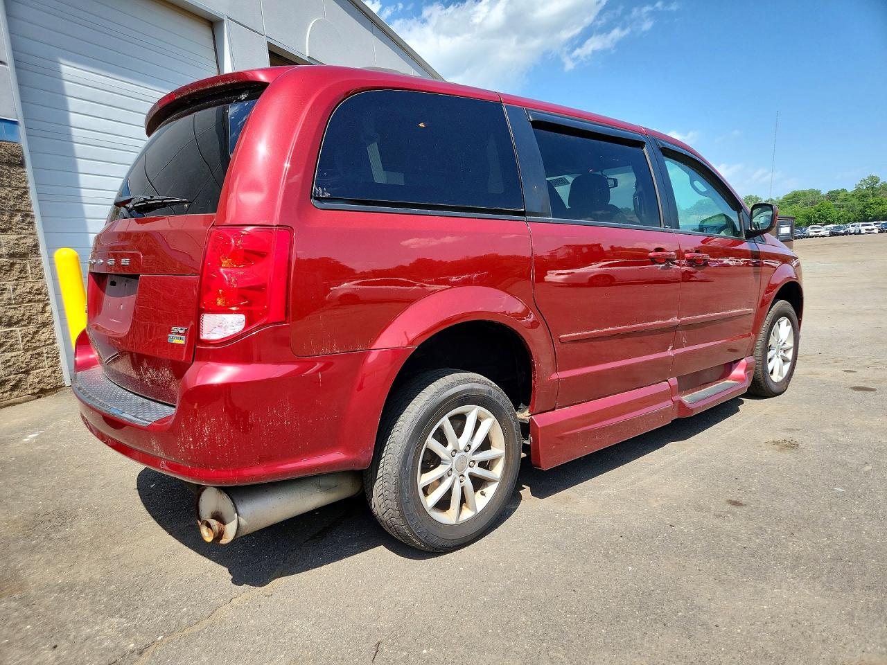 2014 Dodge Grand Caravan Sxt Red vin: 2C4RDGCG1ER334841