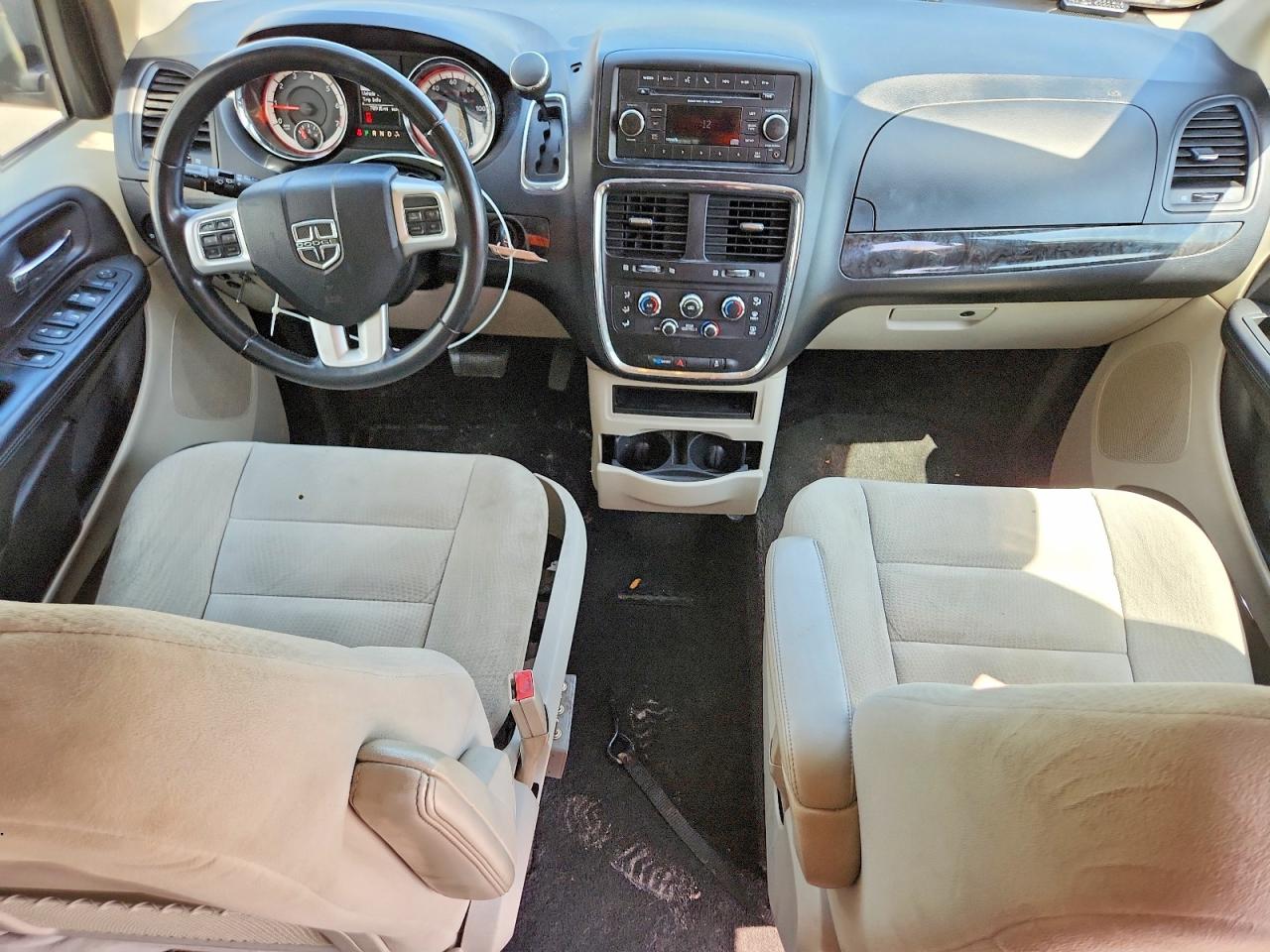 2014 Dodge Grand Caravan Sxt Red vin: 2C4RDGCG1ER334841
