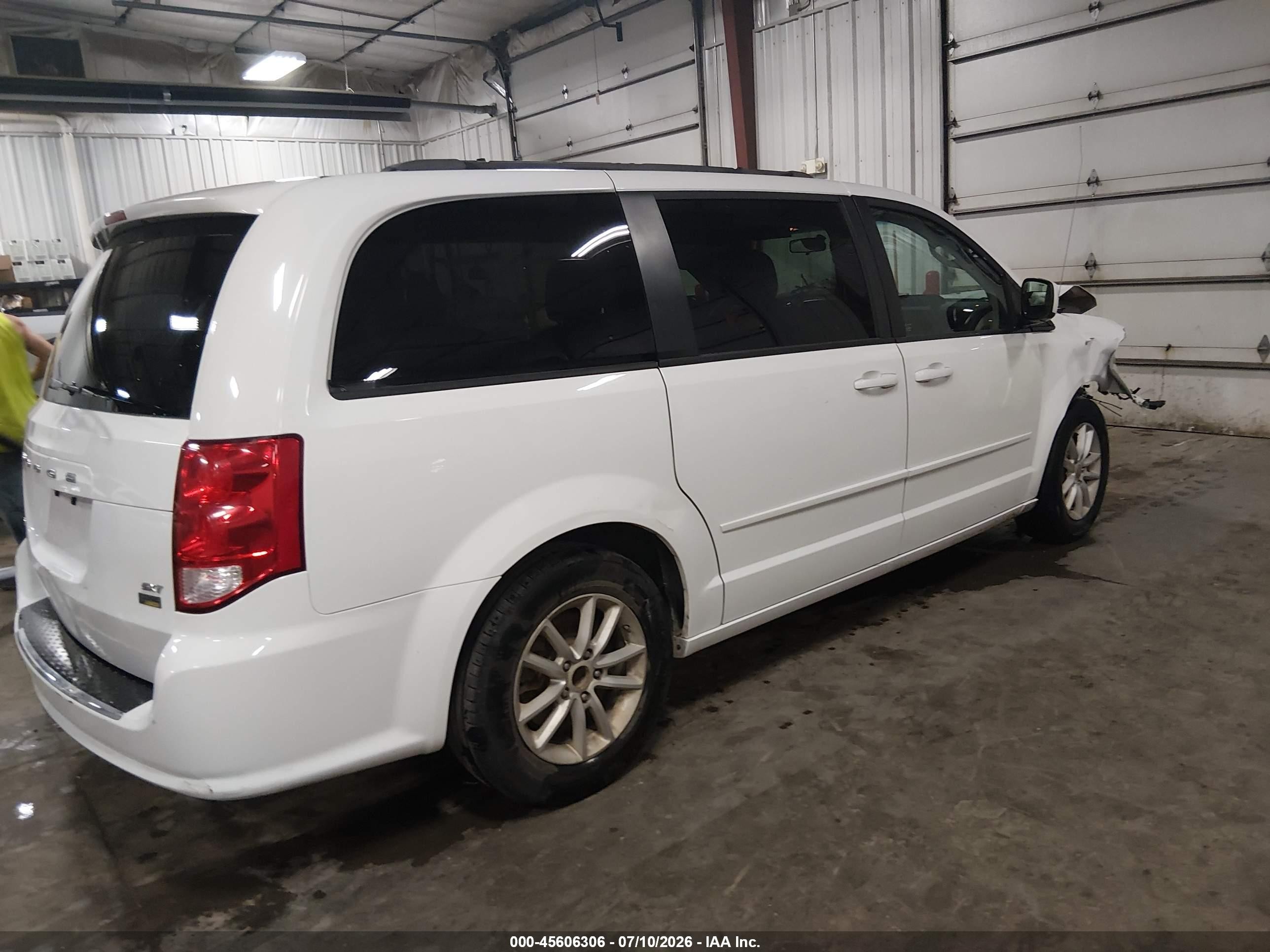 2014 Dodge Grand Caravan Sxt White vin: 2C4RDGCG1ER477367