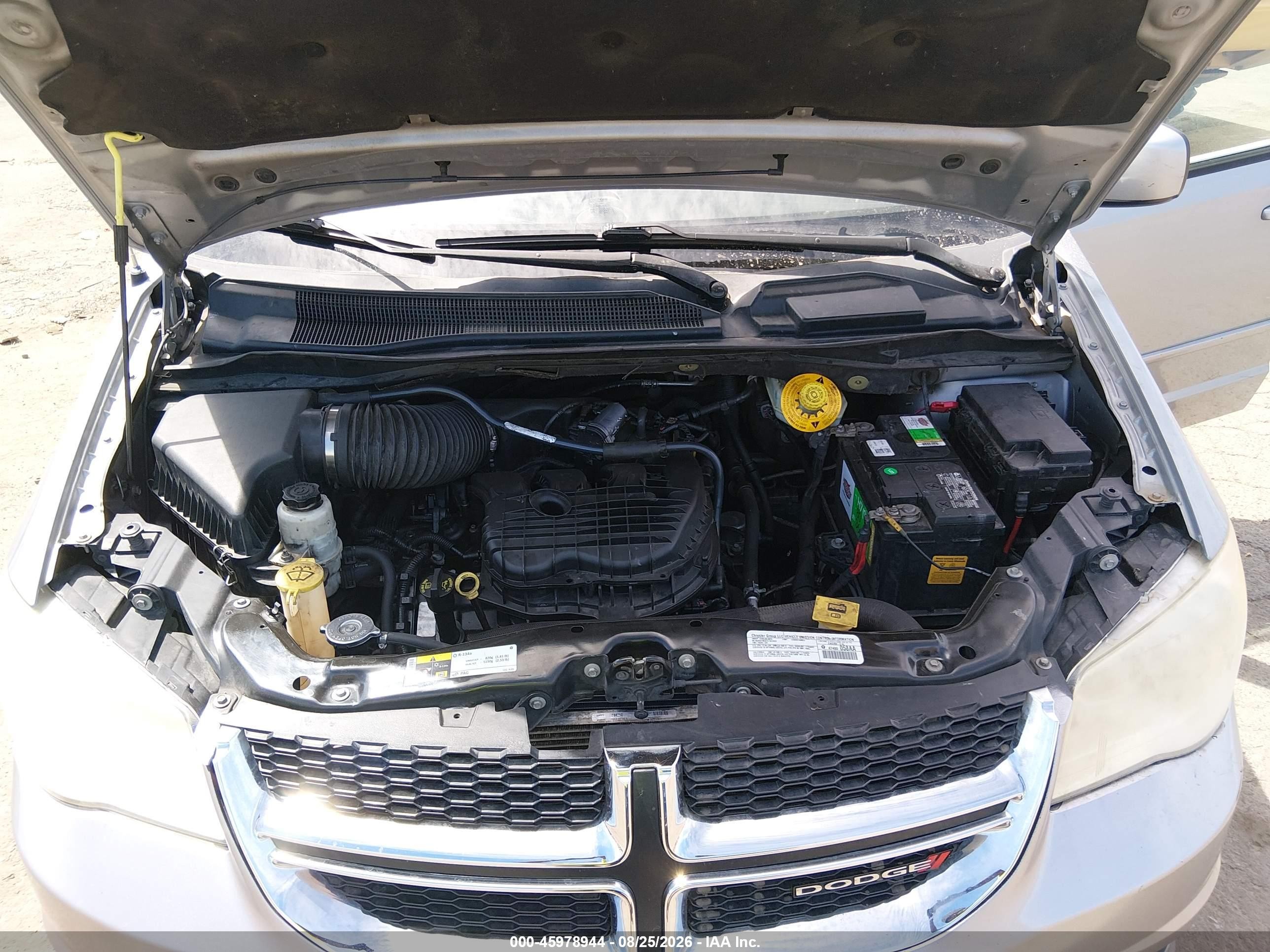 2014 Dodge Grand Caravan Sxt Silver vin: 2C4RDGCG1ER478647