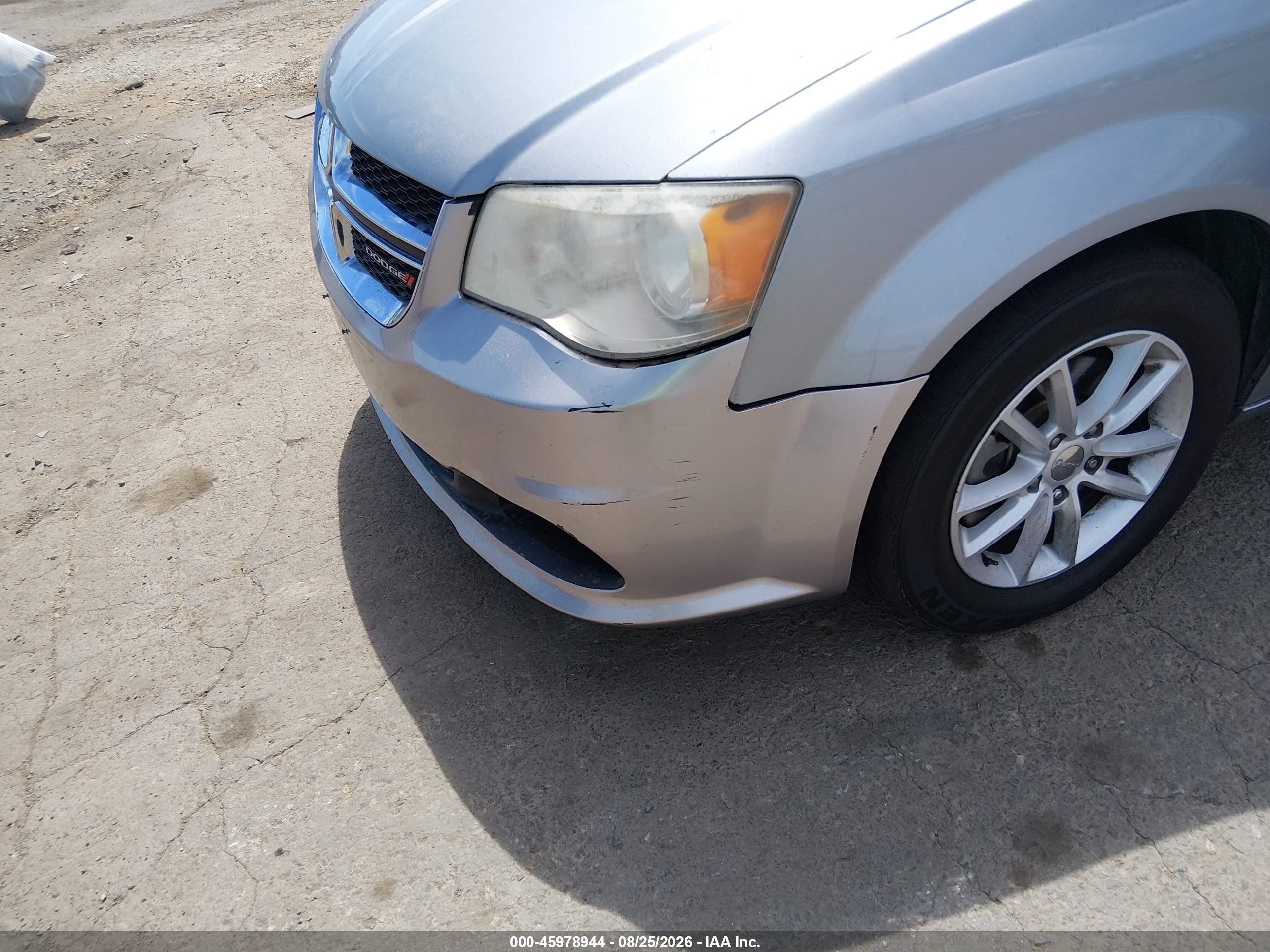 2014 Dodge Grand Caravan Sxt Silver vin: 2C4RDGCG1ER478647