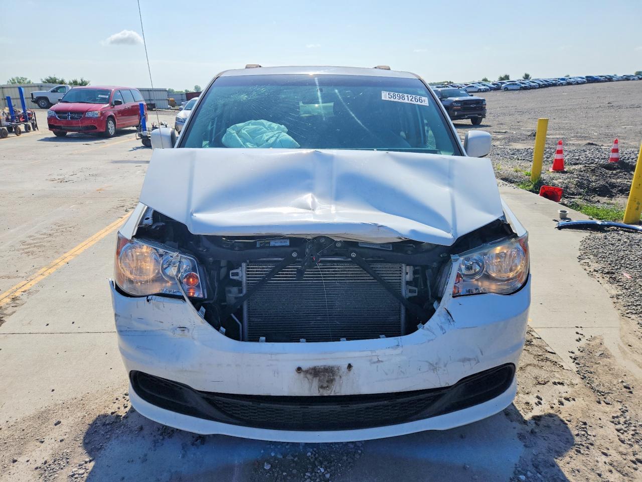 2015 Dodge Grand Caravan Sxt Белый vin: 2C4RDGCG1FR548326