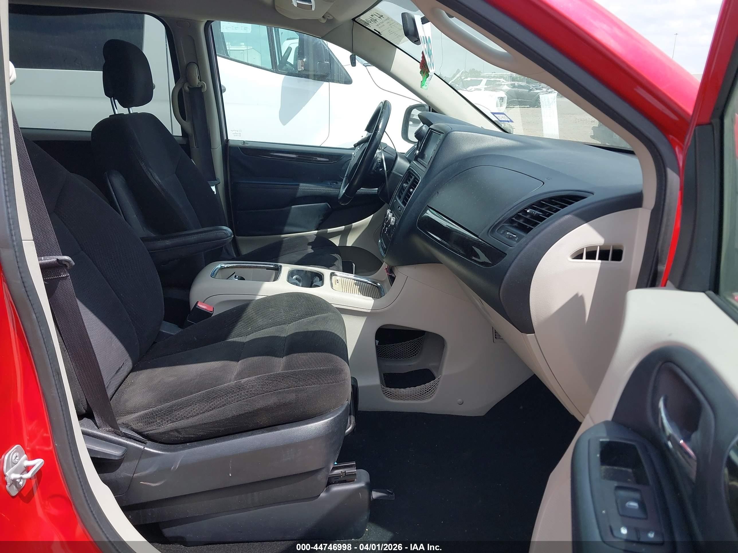 2015 Dodge Grand Caravan Sxt Red vin: 2C4RDGCG1FR555728