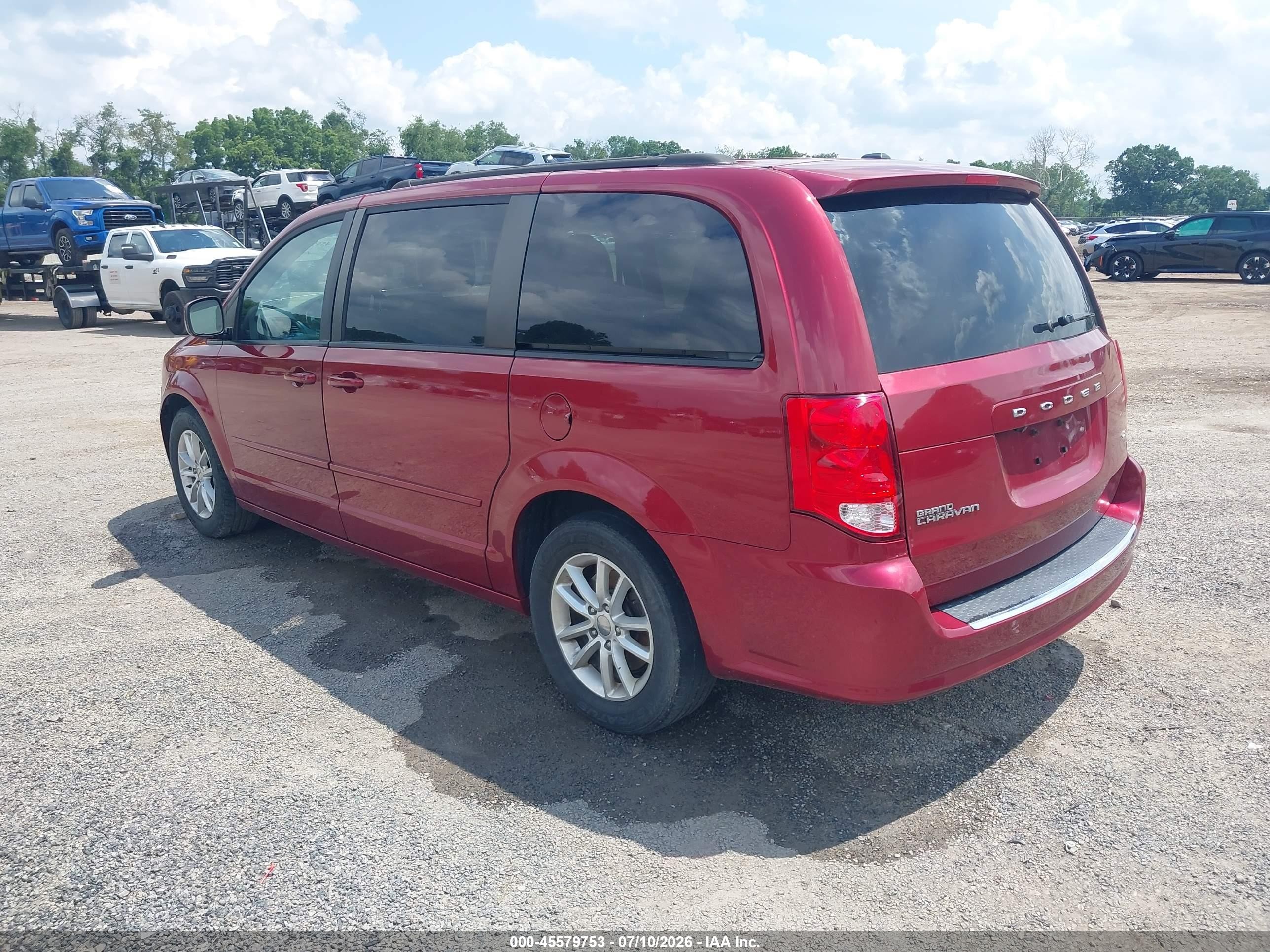 2015 Dodge Grand Caravan Sxt Maroon vin: 2C4RDGCG1FR668837