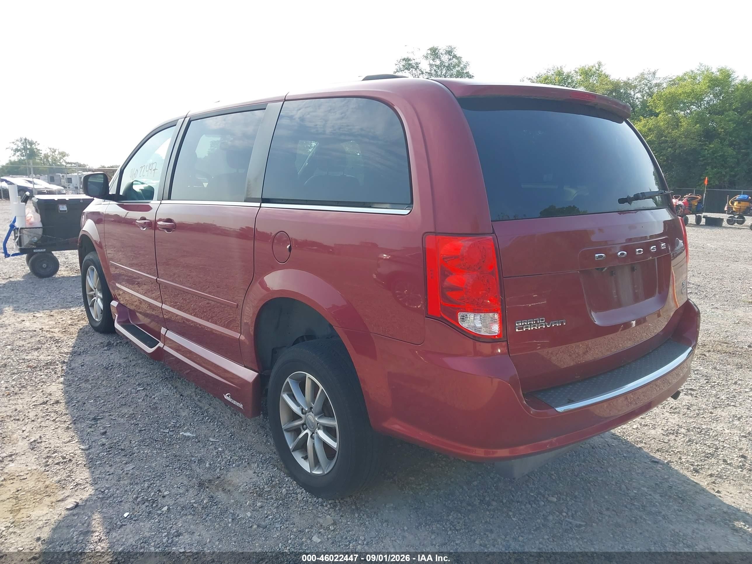 2015 Dodge Grand Caravan Sxt Plus Burgundy vin: 2C4RDGCG1FR719866