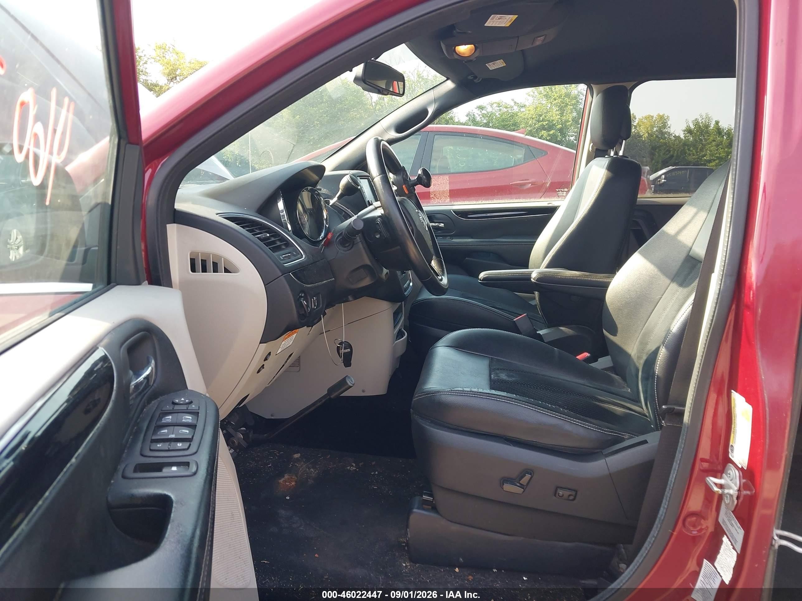 2015 Dodge Grand Caravan Sxt Plus Burgundy vin: 2C4RDGCG1FR719866