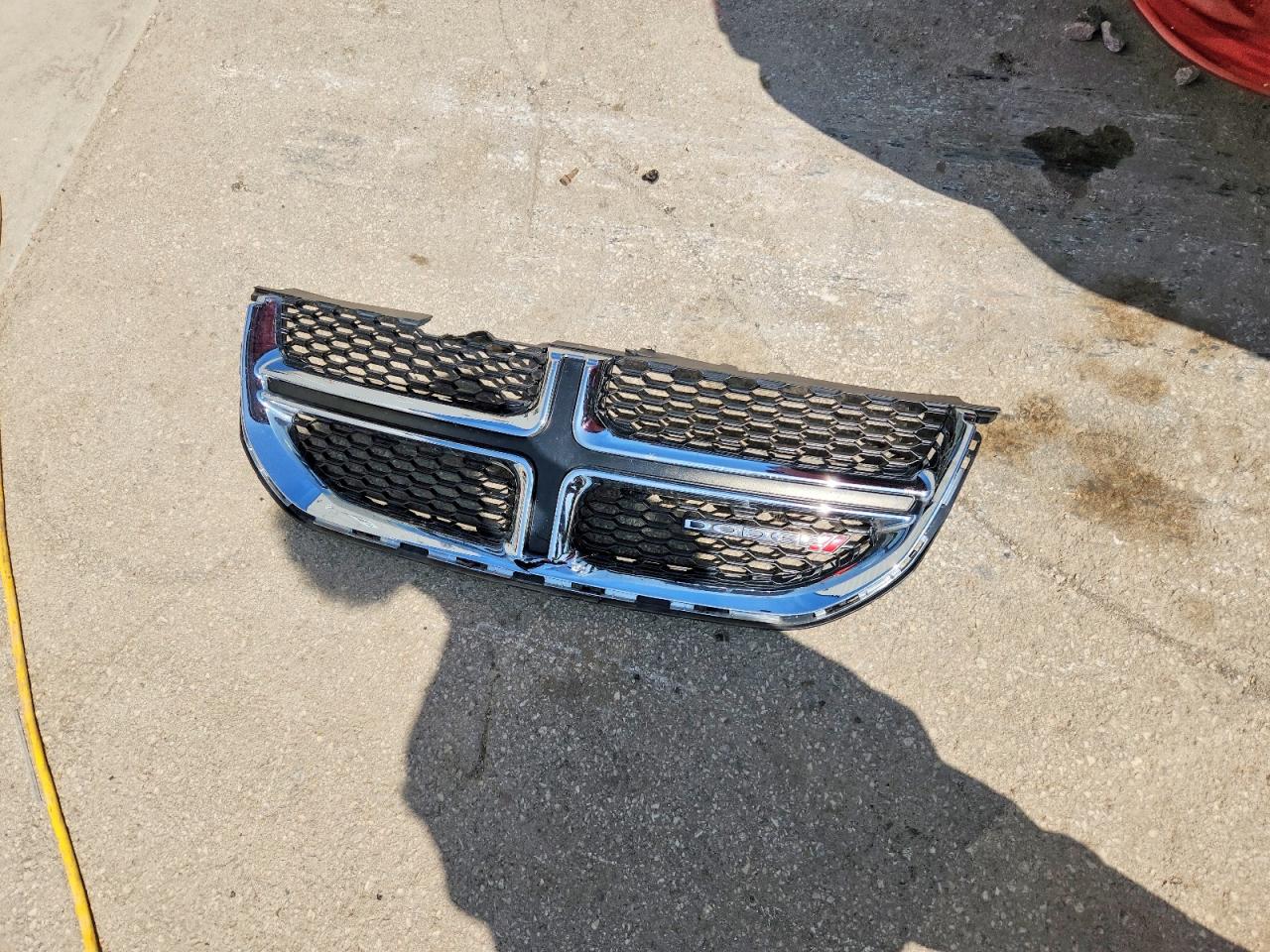 2015 Dodge Grand Caravan Sxt Burgundy vin: 2C4RDGCG1FR736828