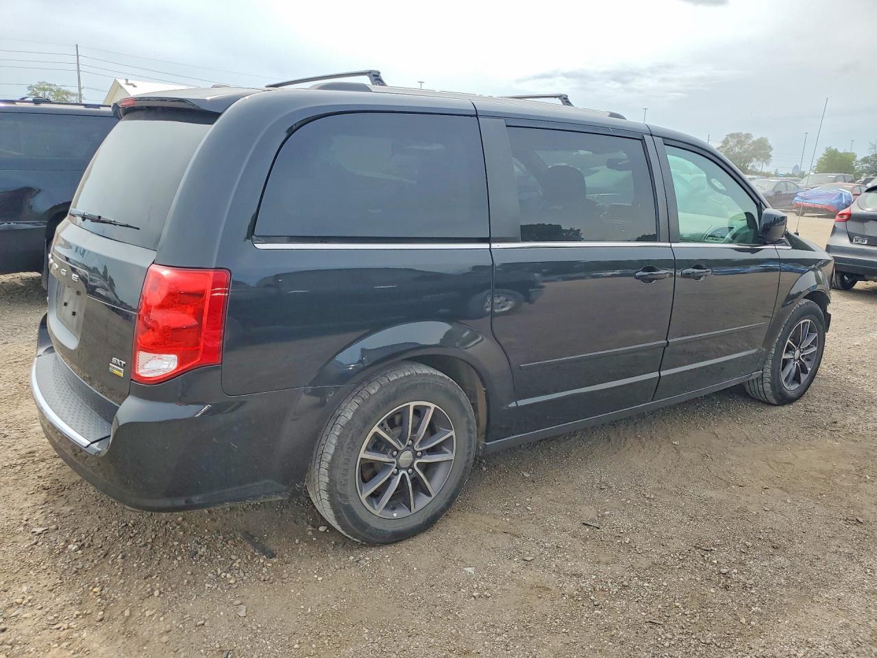 2017 Dodge Grand Caravan Sxt Черный vin: 2C4RDGCG1HR697063