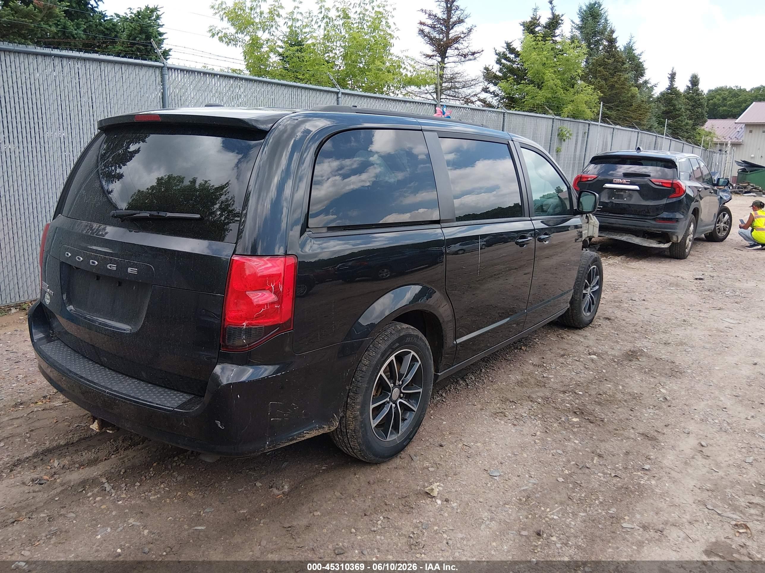 2018 Dodge Grand Caravan Sxt Black vin: 2C4RDGCG1JR137324