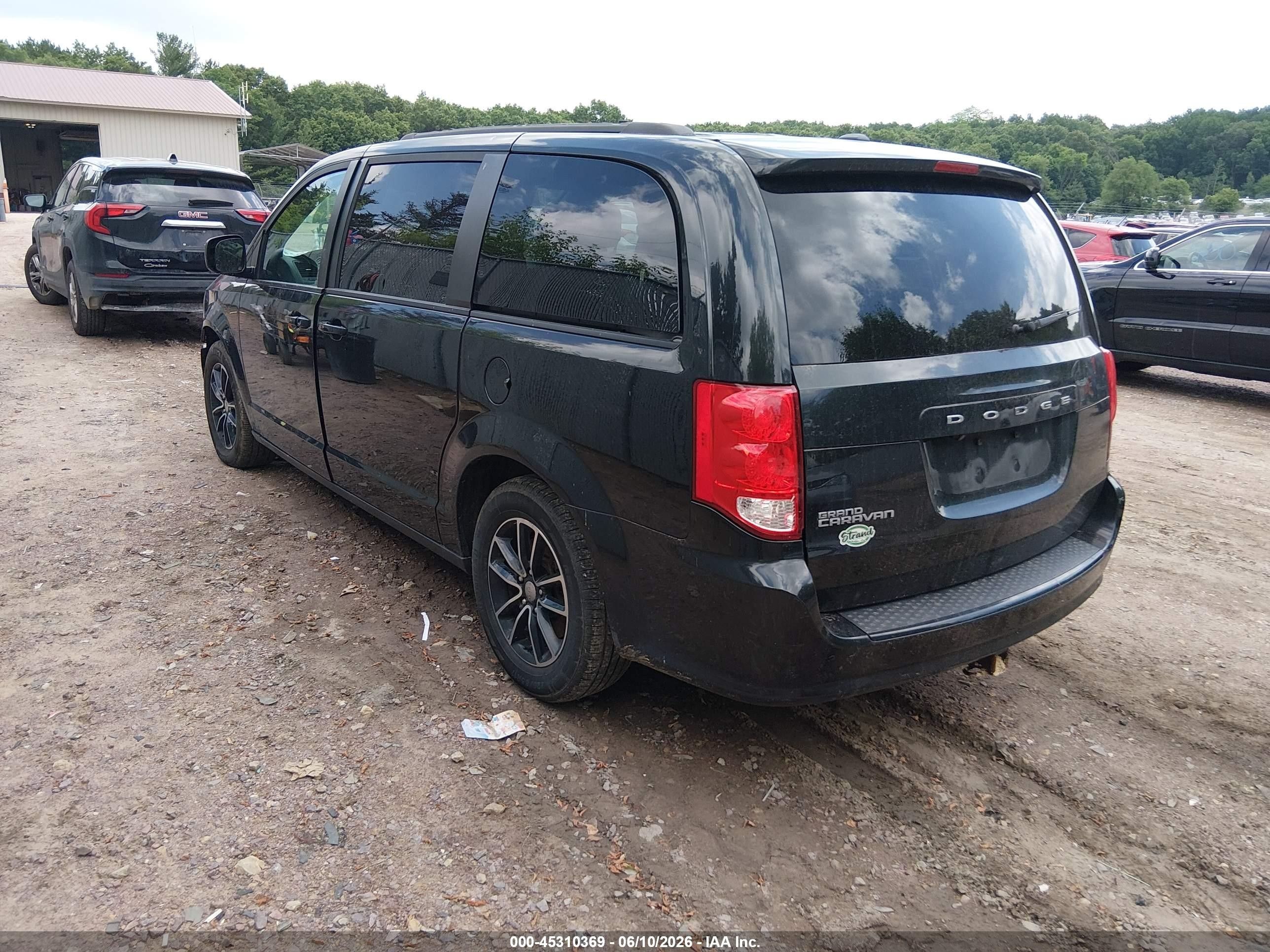 2018 Dodge Grand Caravan Sxt Black vin: 2C4RDGCG1JR137324