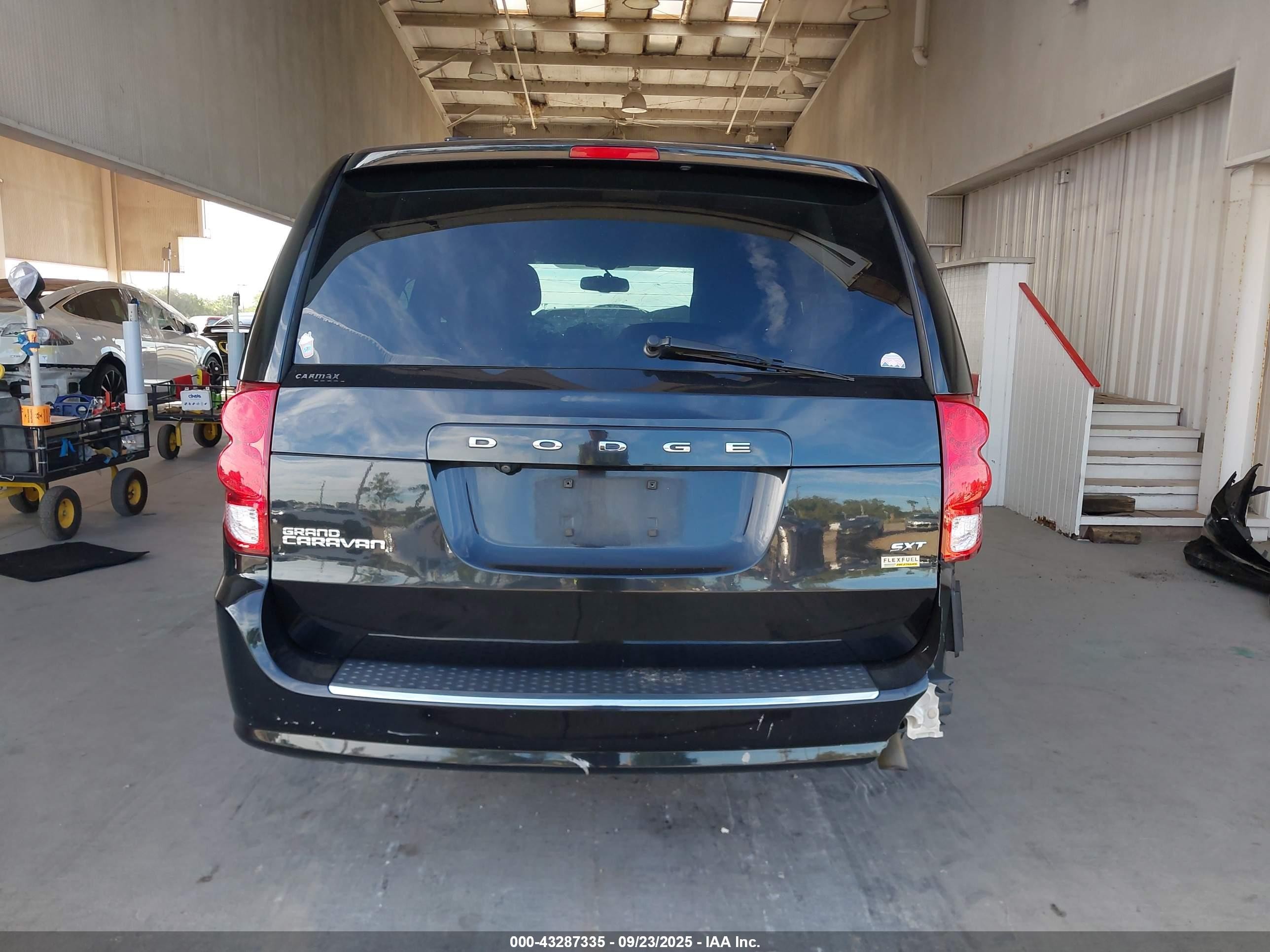2018 Dodge Grand Caravan Sxt Черный vin: 2C4RDGCG1JR208649