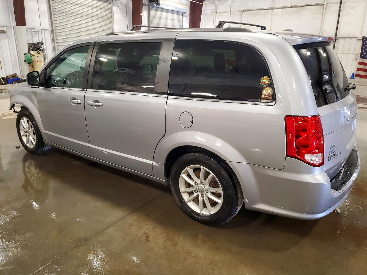 2020 Dodge Grand Caravan Sxt Silver vin: 2C4RDGCG1LR161402