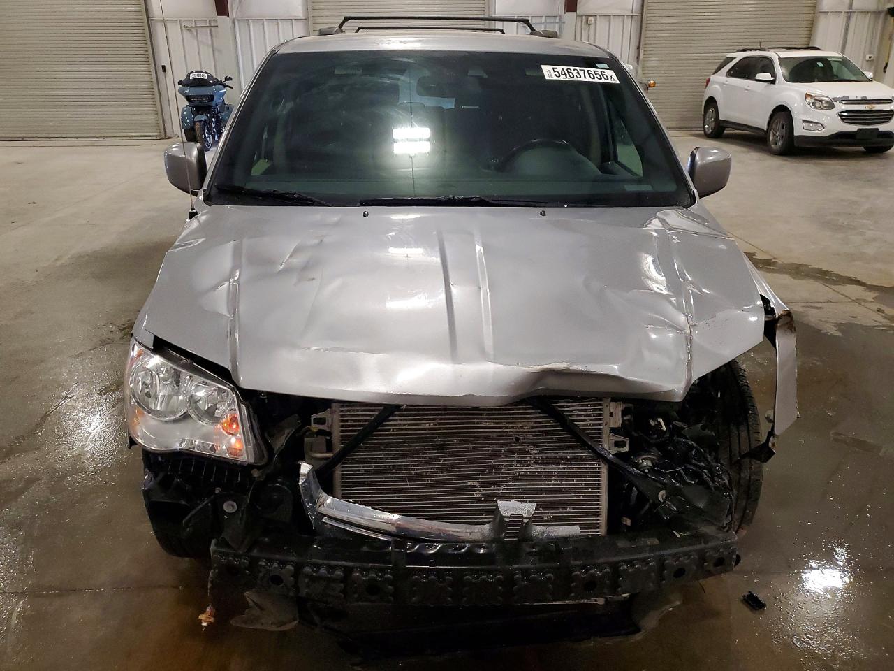 2020 Dodge Grand Caravan Sxt Silver vin: 2C4RDGCG1LR161402